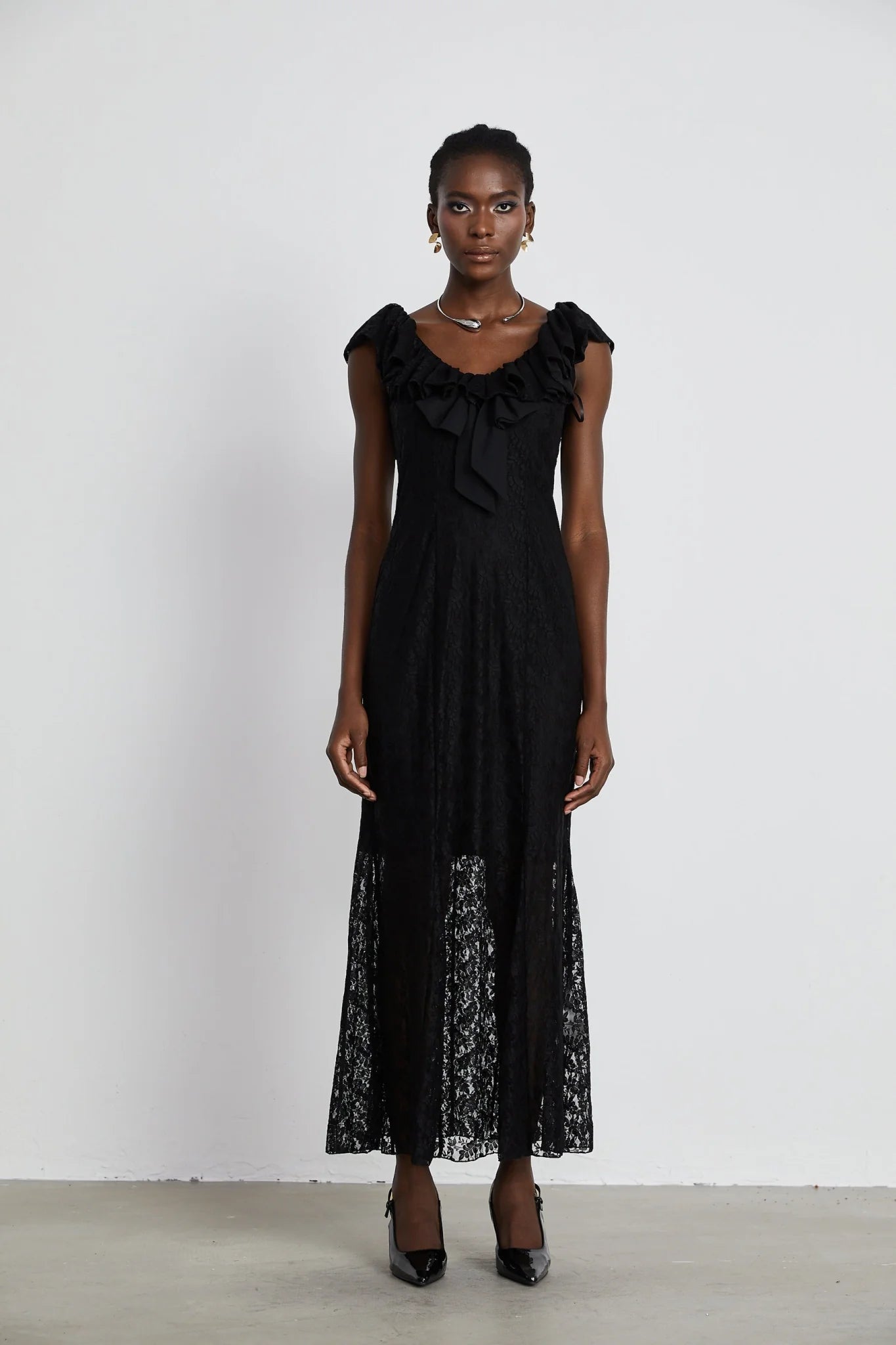 Virginia Gown in Black | Chantilly Lace Bow | Shop Now! – Boonie Bloom
