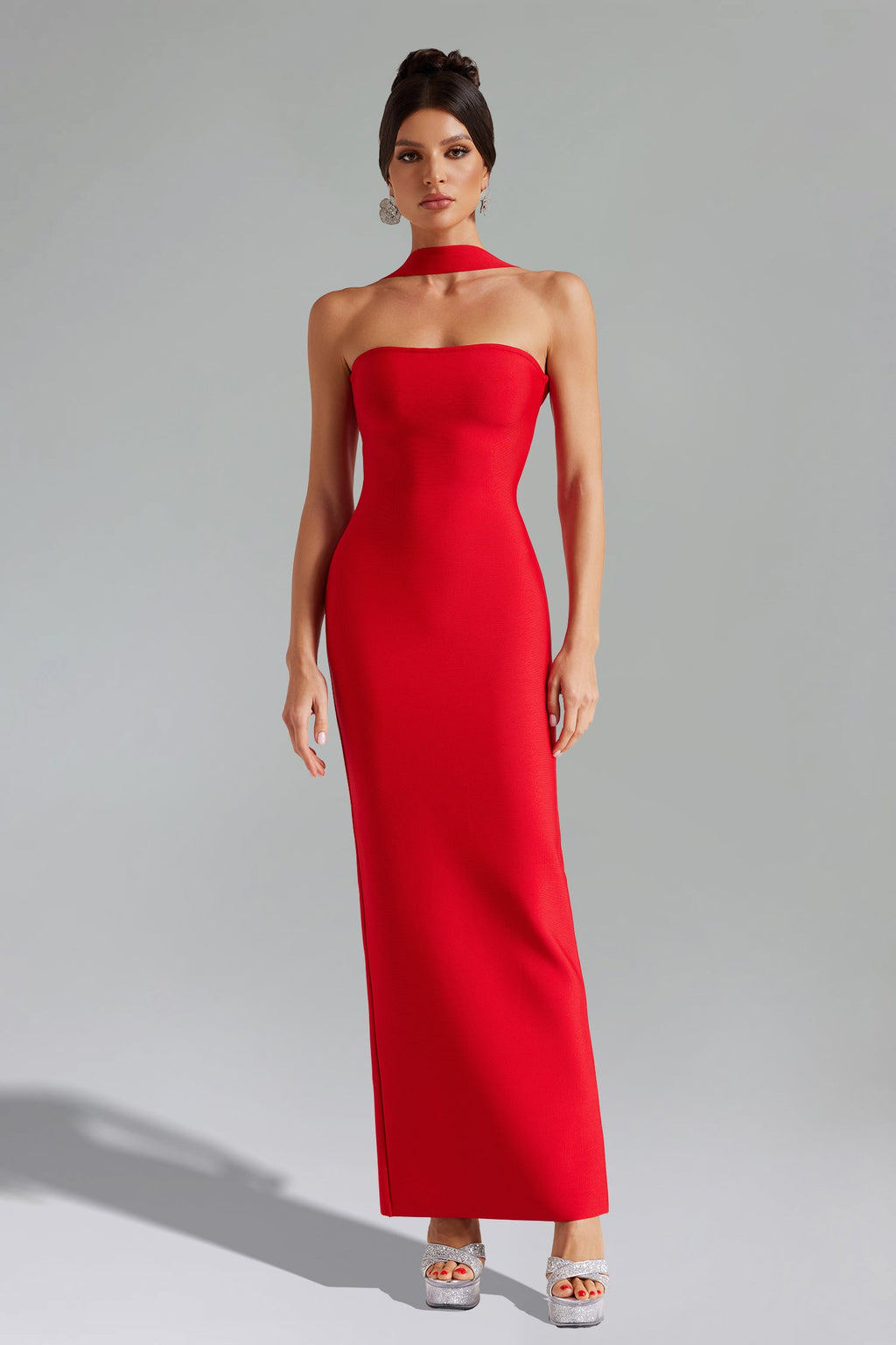 Maddalena Midi Dress - Form-Fitting Silhouette - Halter Neckline - Intricate Detailing - Floor-Length - Versatile For Any Occasion