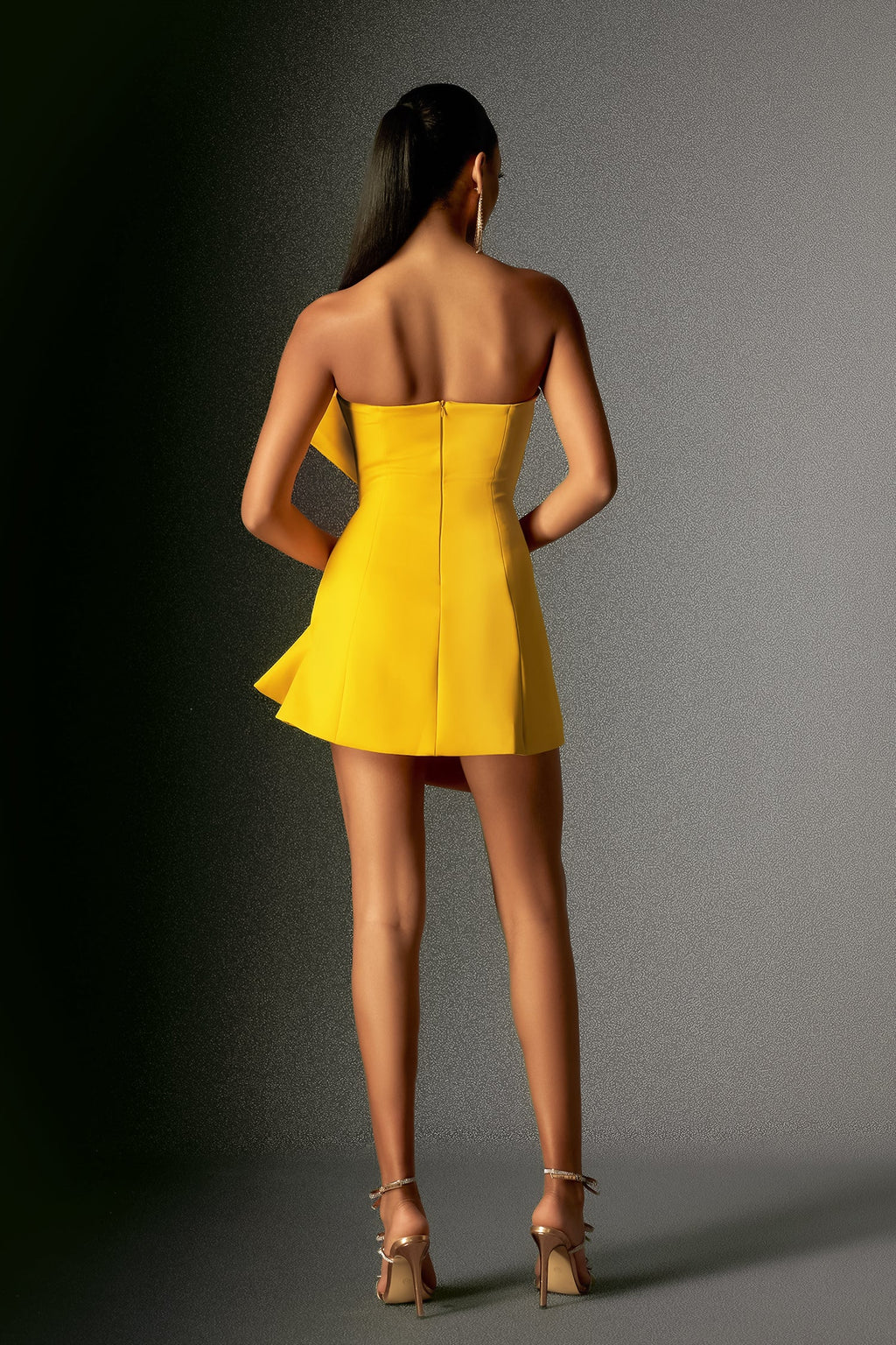 Kylie Mini Dress - Asymmetrical Silhouette - Bowknot Detailing - Strapless - High-Quality Materials - Statement Accessories