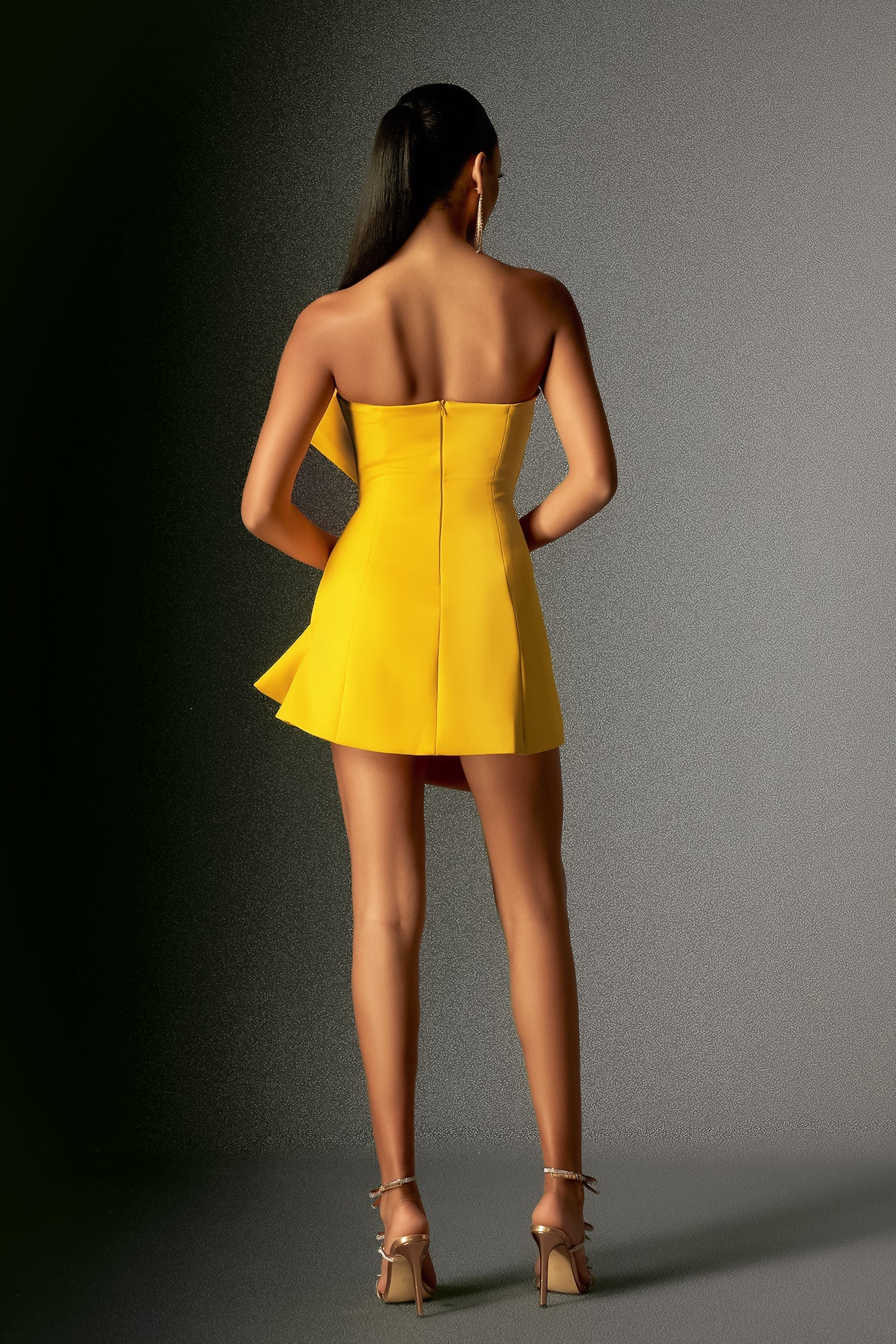 Kylie Mini Dress - Asymmetrical Silhouette - Bowknot Detailing - Strapless - High-Quality Materials - Statement Accessories