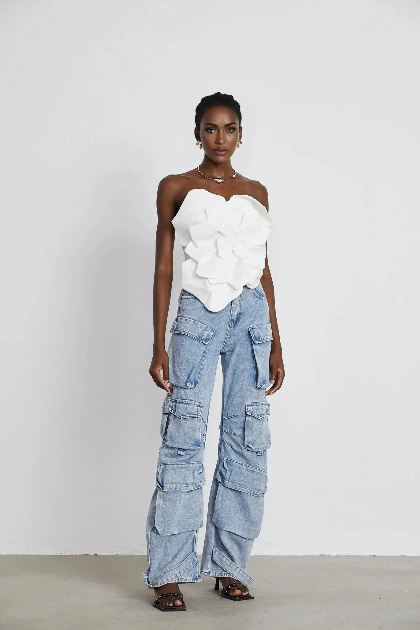 Adrianna Floral Top - Off the Shoulder Design - Sleeveless - Floral Appliqu Detailing - Cropped Length