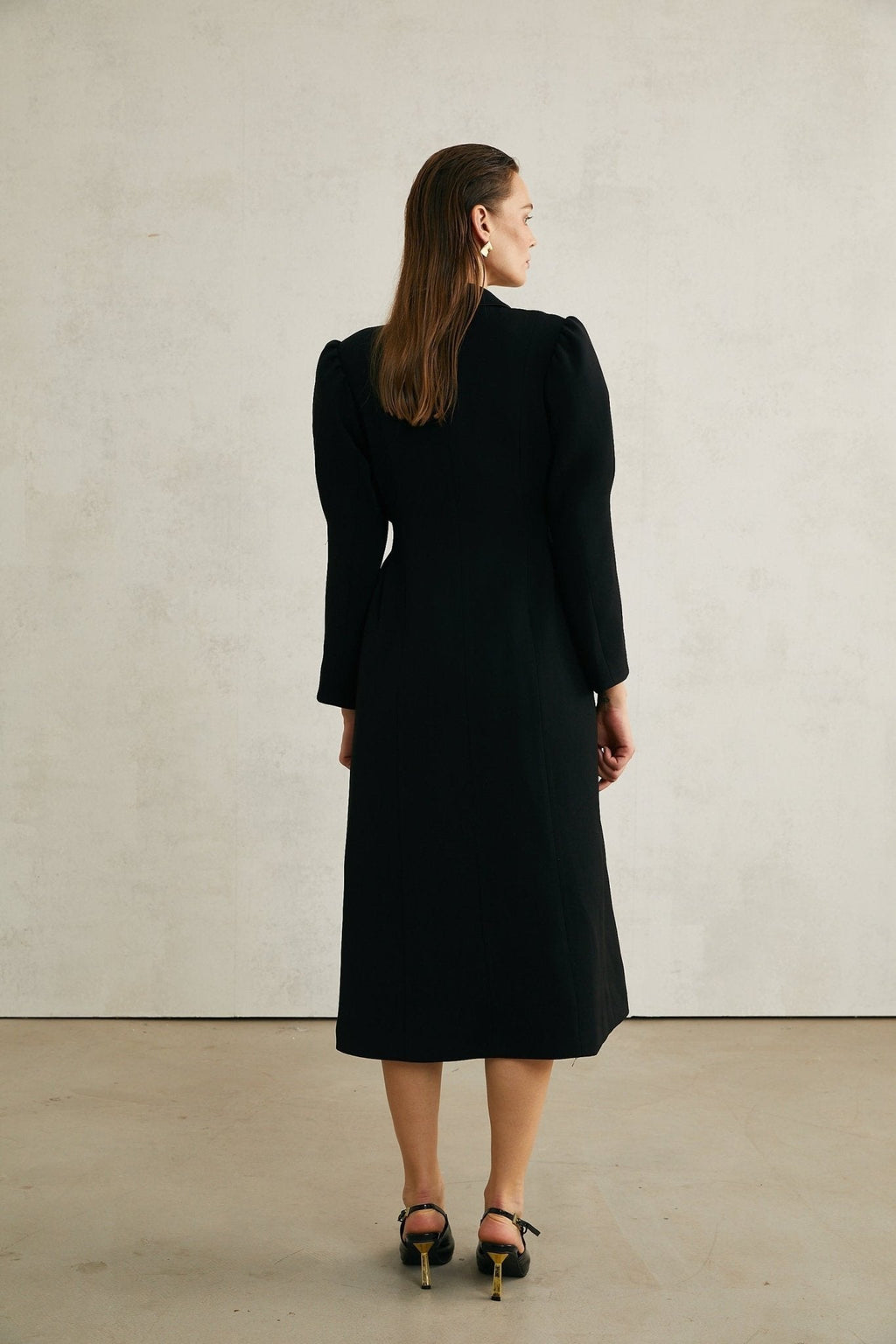 Aëlle Midi Coat - Statement Buttons - Pleated Shoulders - Lapel Collar - Tailored Fit