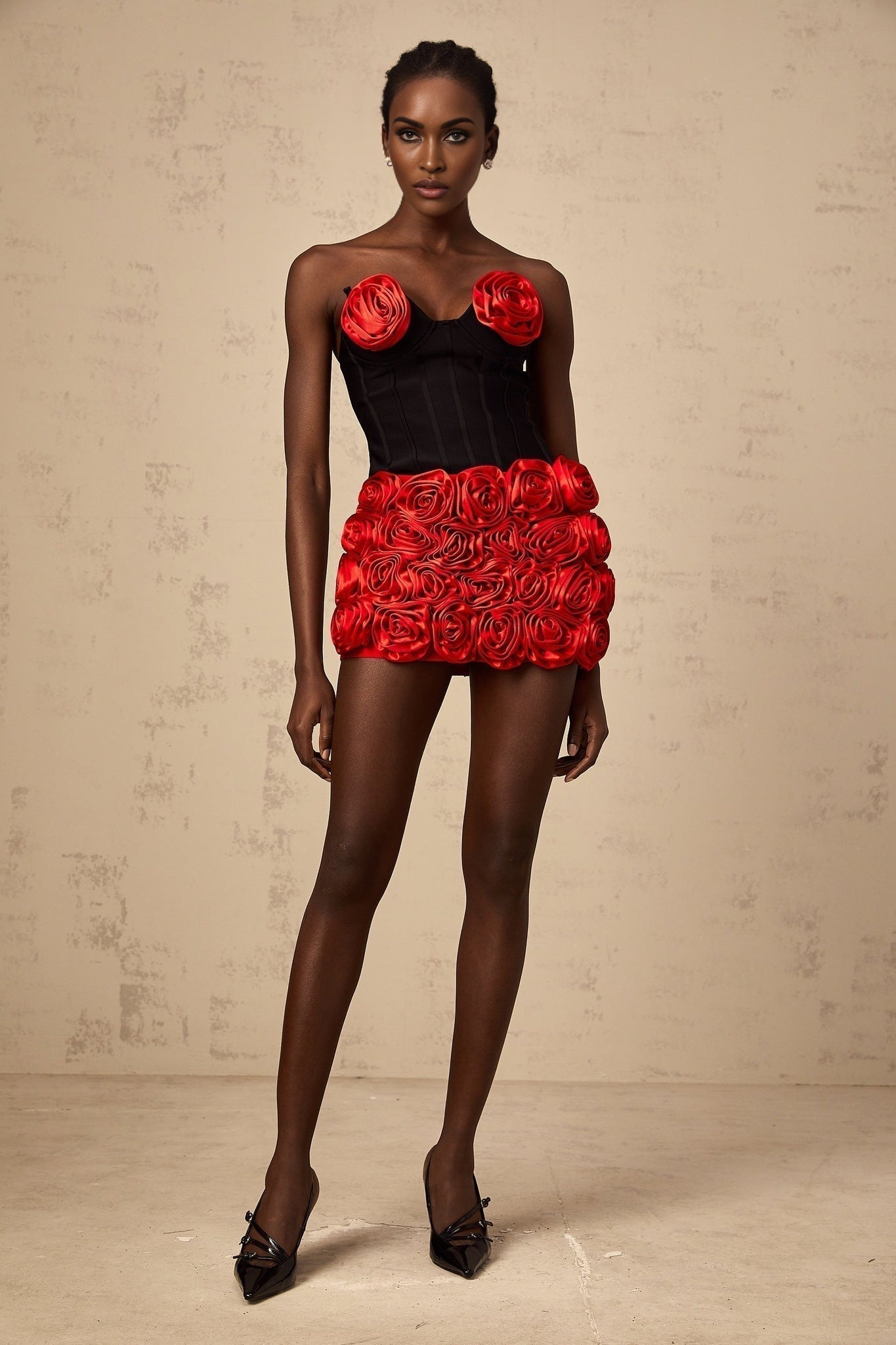 Alessandrina Skirt & Top Set - Sleeveless Sweetheart Top - Off - the - Shoulder Bodice - Rose Appliqué Detail - Fitted Silhouette