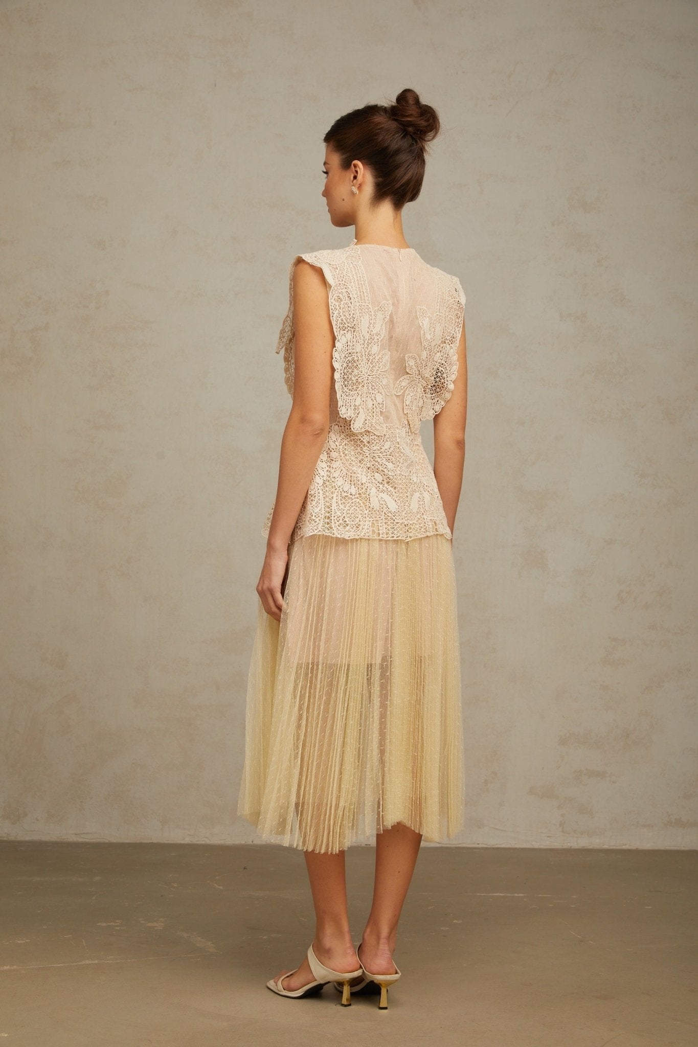 Annie Midi Dress – Sleeveless – Tulle – Pleated Detailing