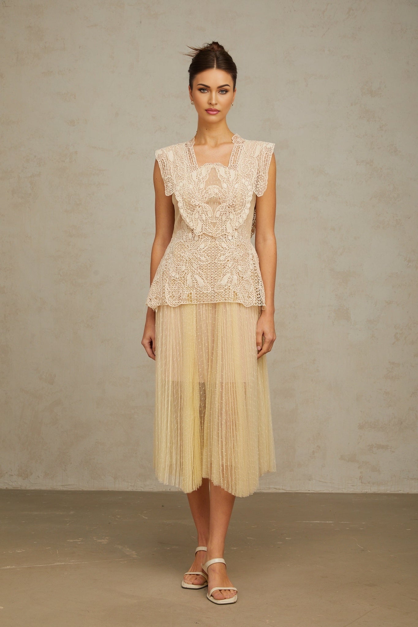 Annie Midi Dress – Sleeveless – Tulle – Pleated Detailing