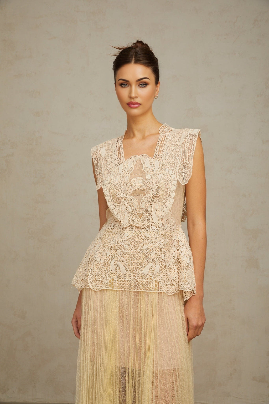 Annie Midi Dress – Sleeveless – Tulle – Pleated Detailing