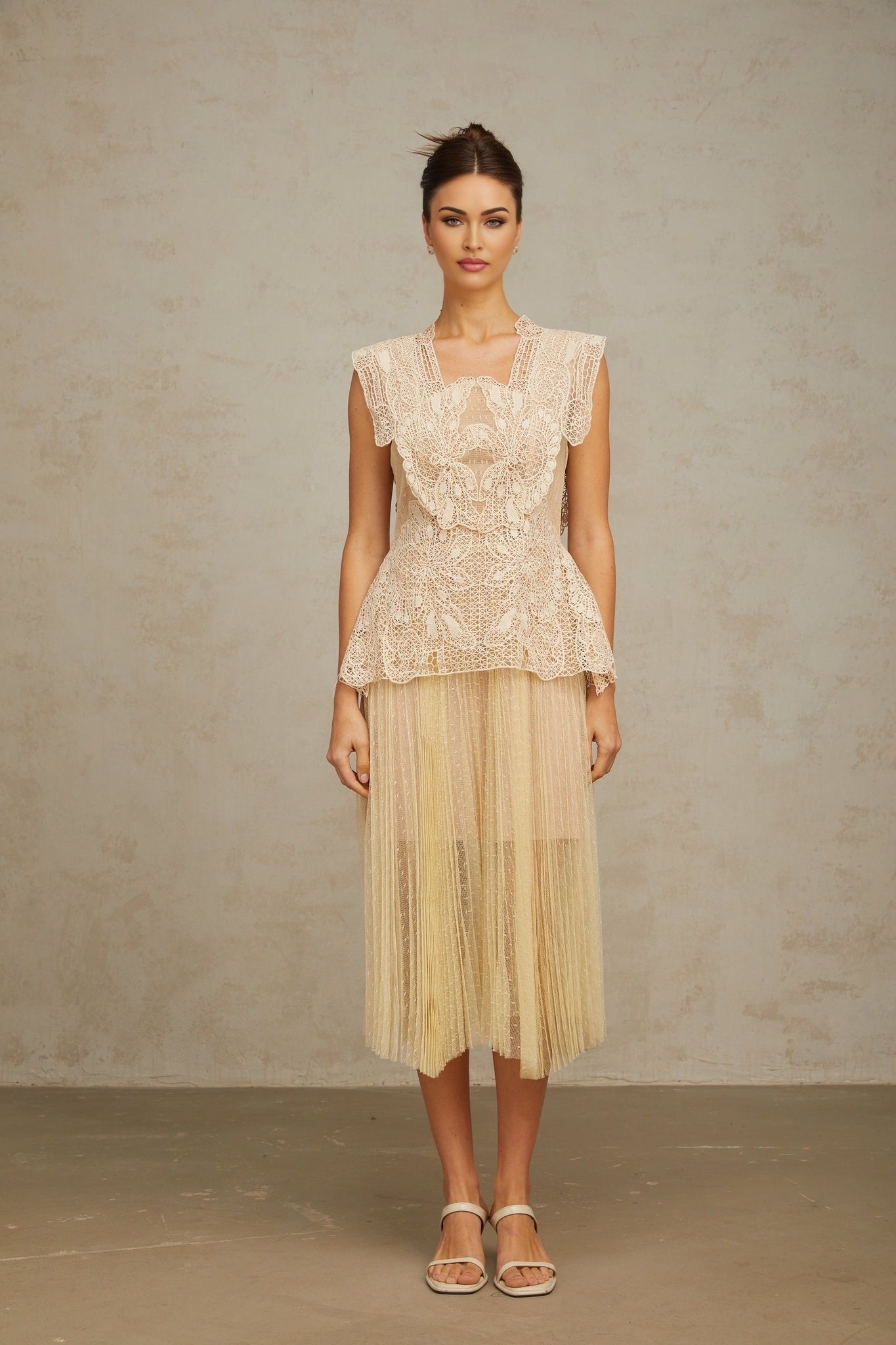 Annie Midi Dress – Sleeveless – Tulle – Pleated Detailing