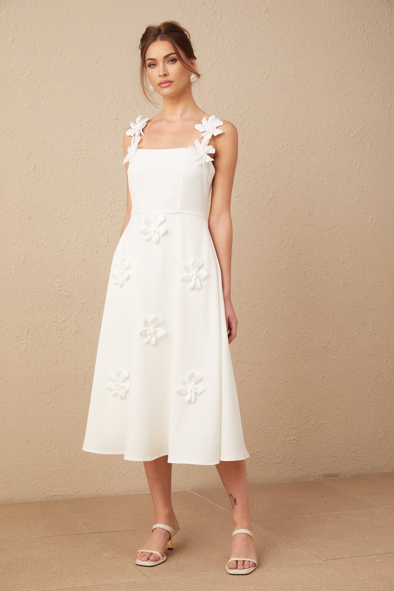 Annunziata Midi Dress - Sleeveless Square Neck Design - Faux Flower Pattern - Rear Zip Fastening - Partially Lined