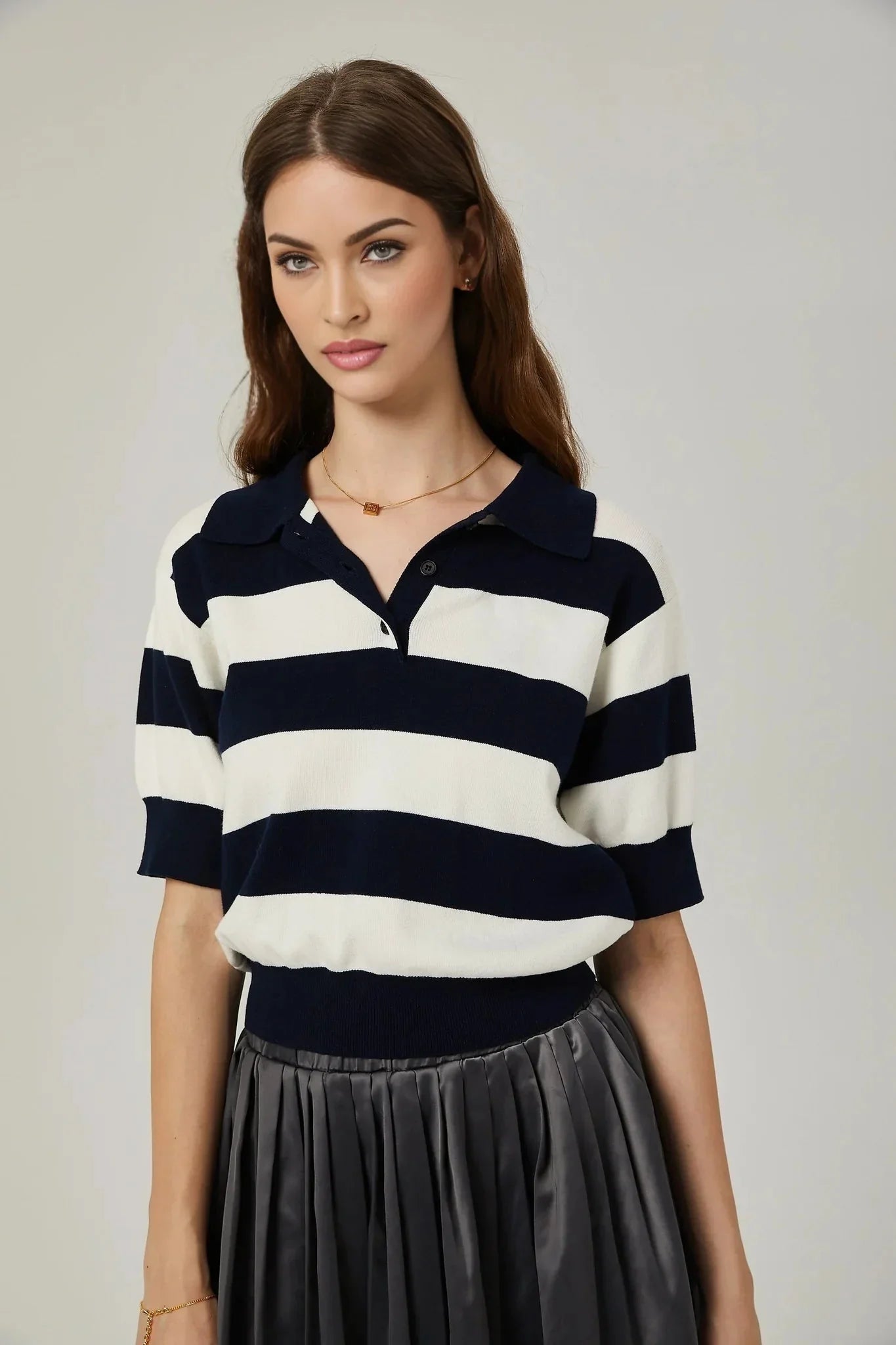 Aubrey Skirt - Color - blocked design - Pleated style - Elastic waistband - Knee length