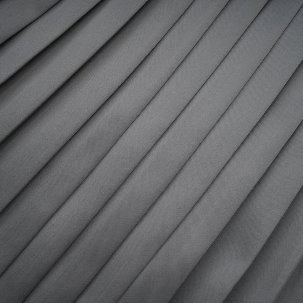 Aubrey Skirt - Color - blocked design - Pleated style - Elastic waistband - Knee length