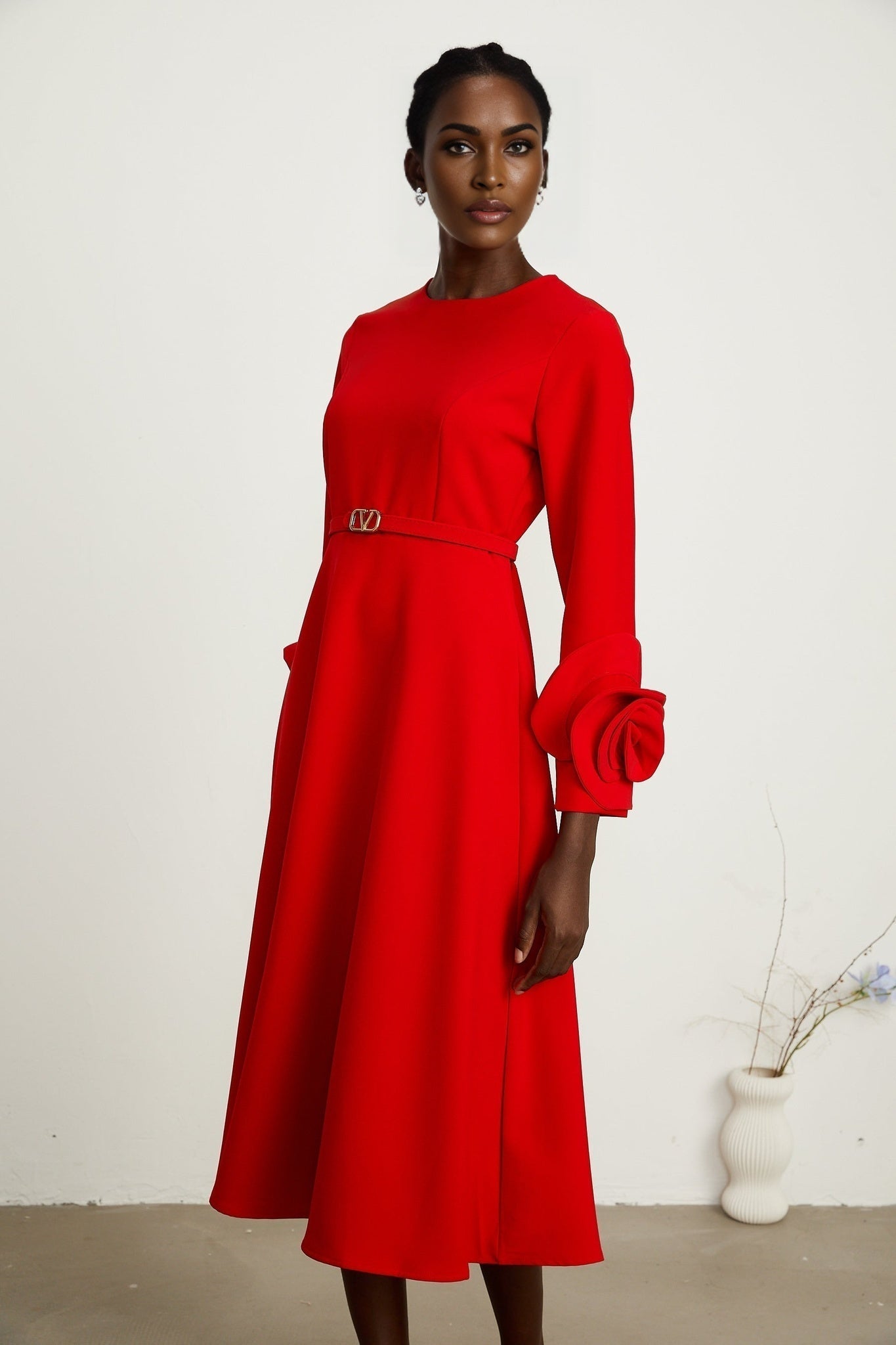 Autumn Long Dress - Round Neck - Floral Appliqué - Flared Skirt - Rear Zip Fastening