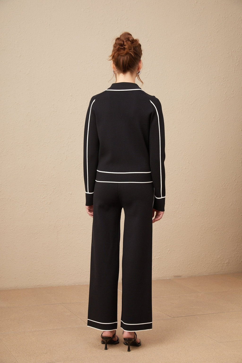 Benedetta Jacket & Trousers - Classic Collar - Long Sleeves - Buttoned Cuffs - Contrasting Color