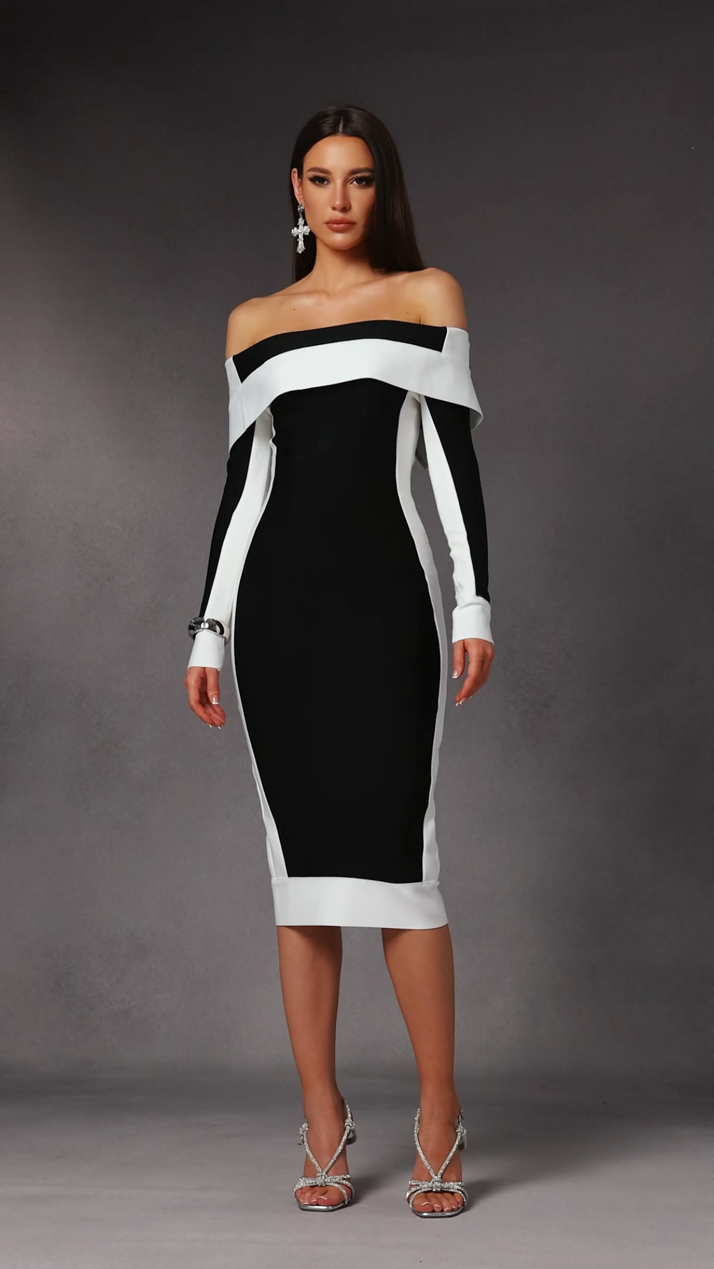 Black Off-The-Shoulder Long Sleeves Stripes Bandage Midi Dress