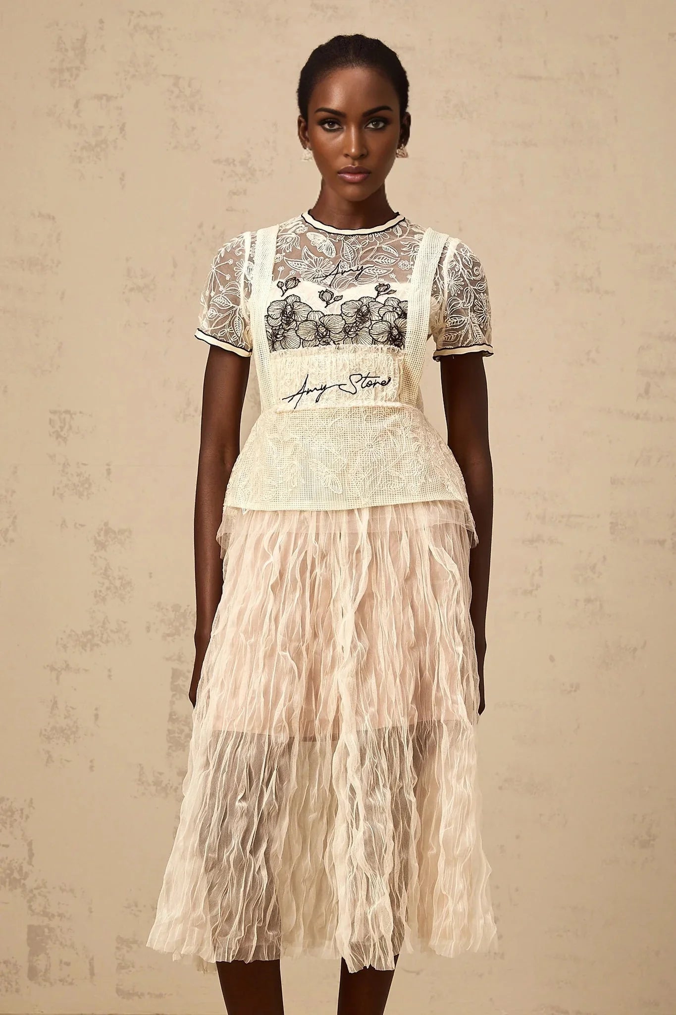 Caitlin Midi Dress Floral Embroidered Calf - Length White