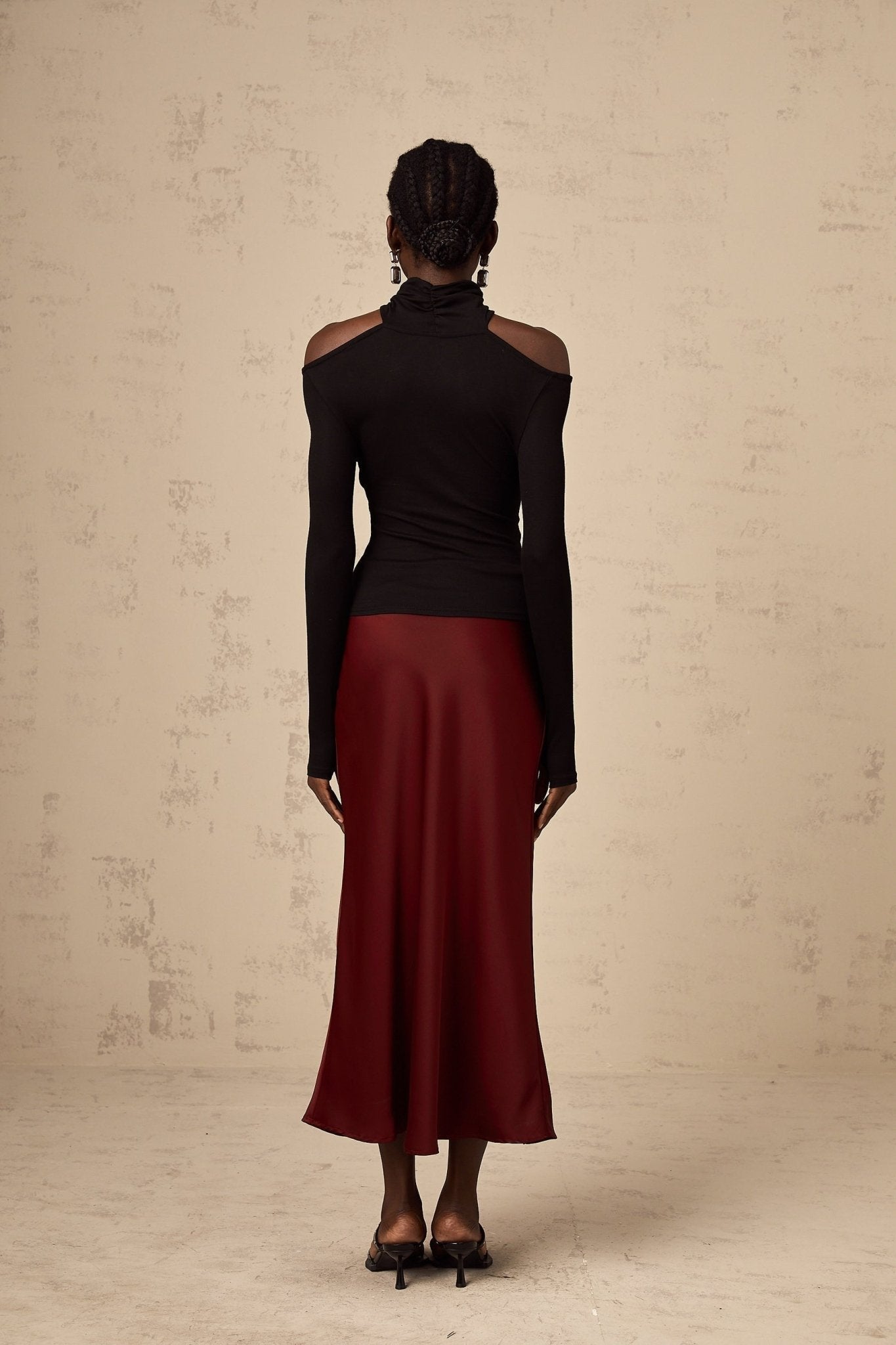 Camilla Flared Hem Skirt - Satin Finish - Twill Weave - Side Zip Fastening - Calf Length