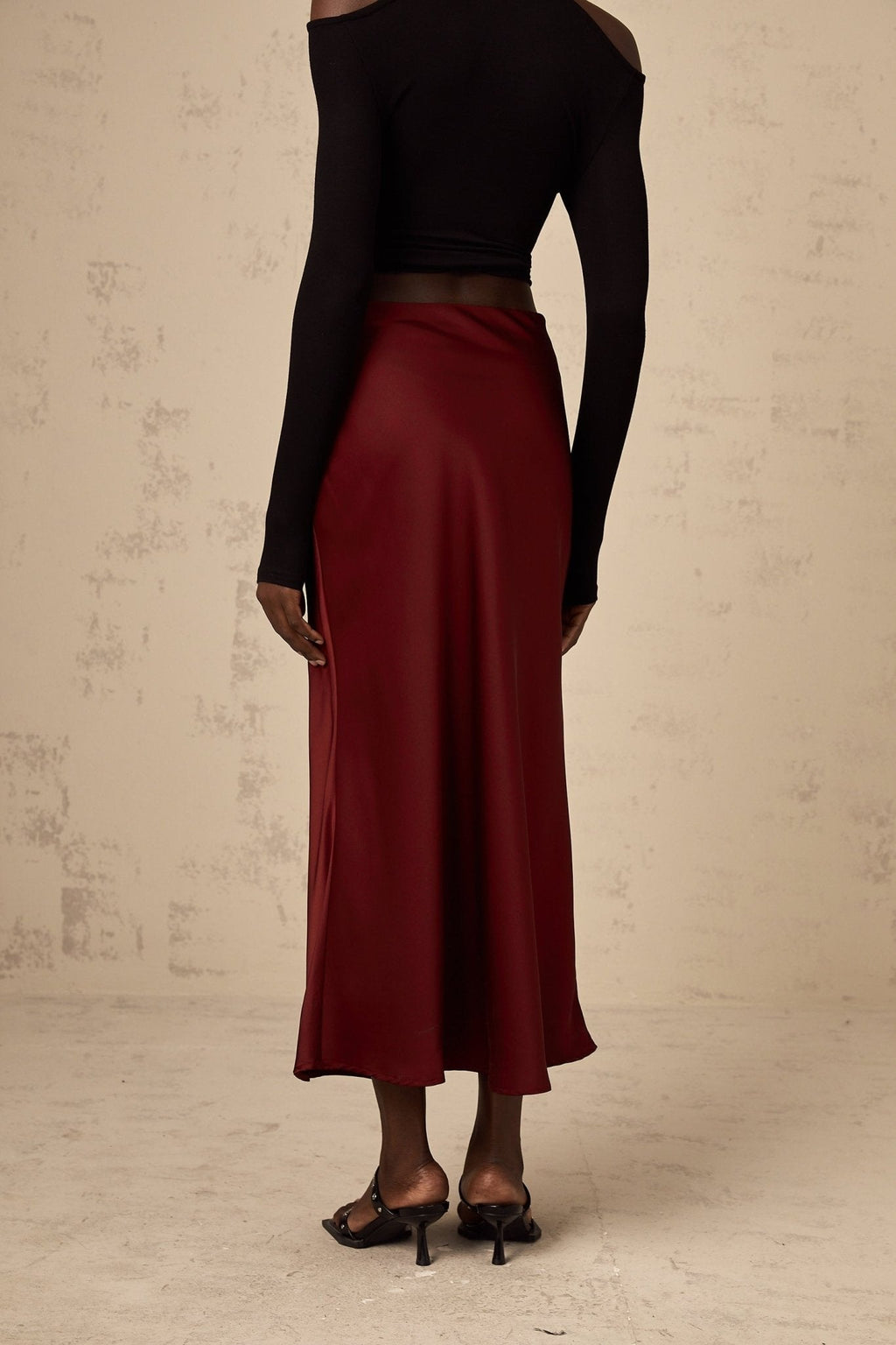 Camilla Flared Hem Skirt - Satin Finish - Twill Weave - Side Zip Fastening - Calf Length
