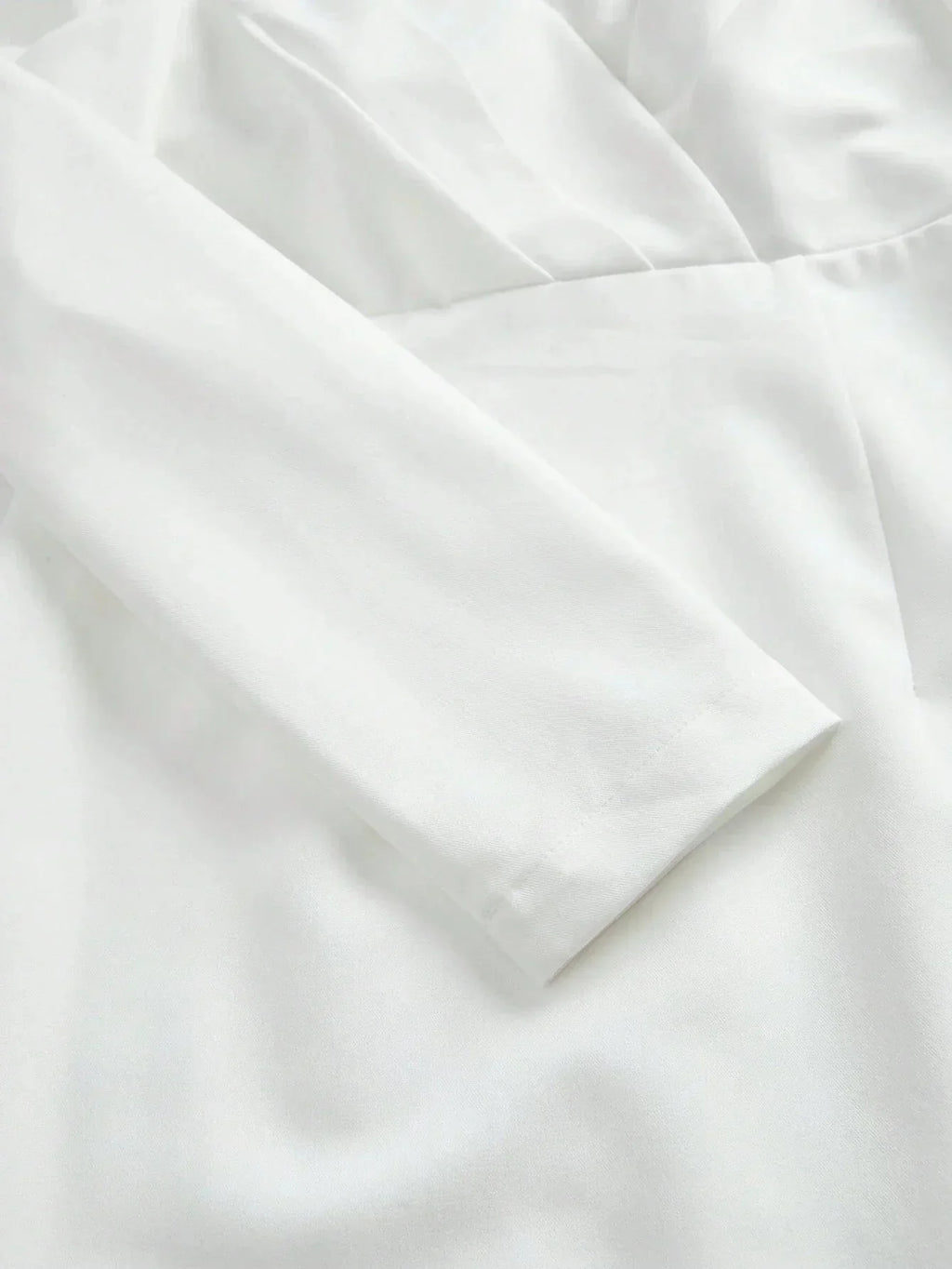 Cassidy Midi Dress - Sweetheart Neckline - Puff Sleeve - High Waist - Elegant Style - Belted & Zipper