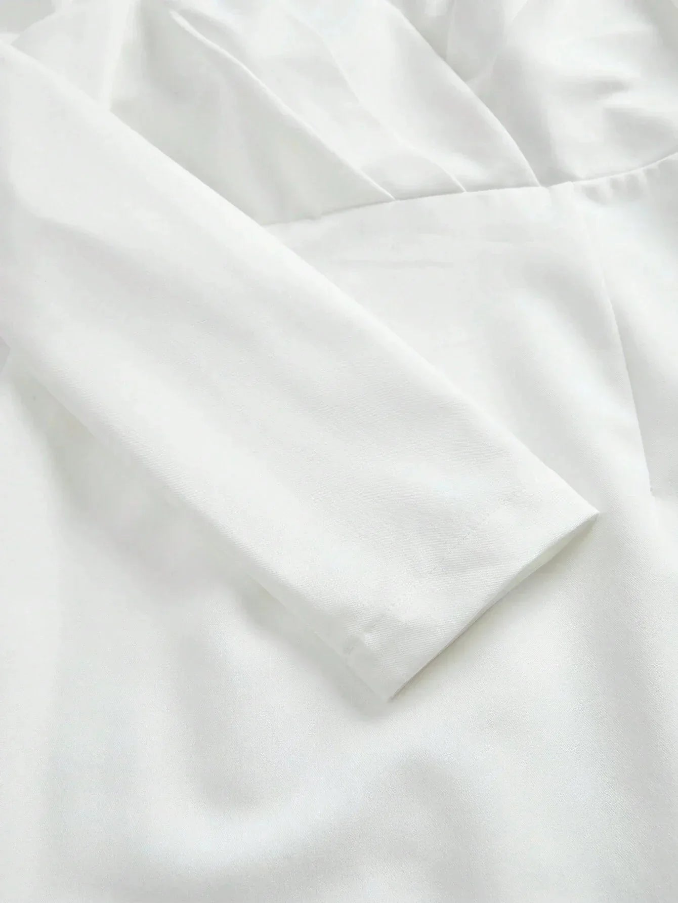Cassidy Midi Dress - Sweetheart Neckline - Puff Sleeve - High Waist - Elegant Style - Belted & Zipper