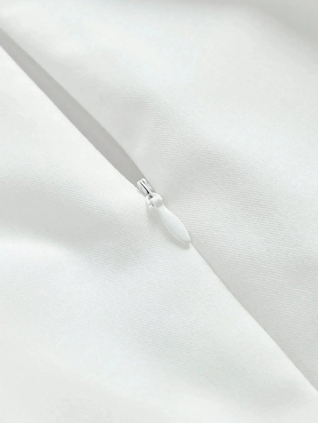 Cassidy Midi Dress - Sweetheart Neckline - Puff Sleeve - High Waist - Elegant Style - Belted & Zipper