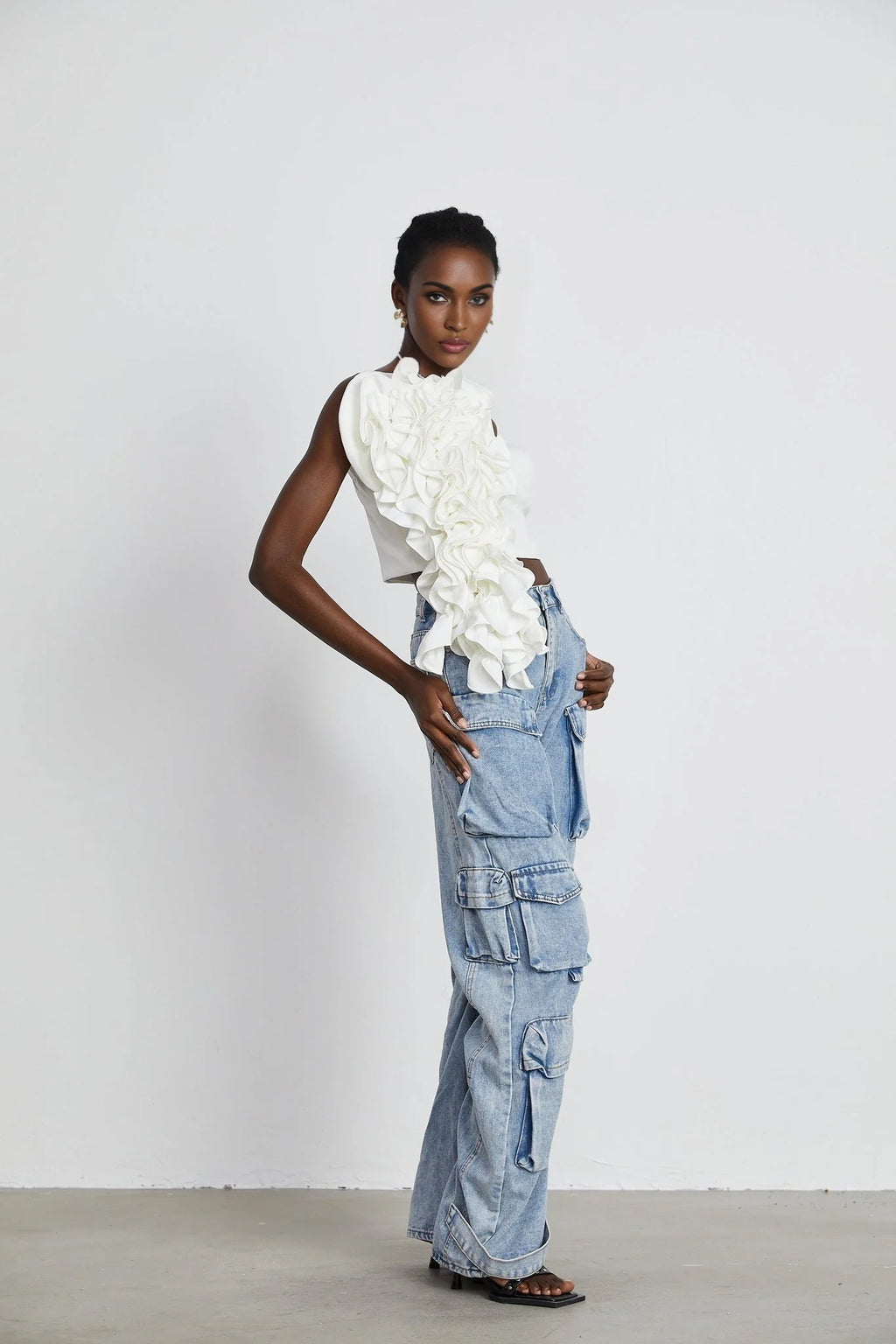 Caterina Floral Top - Off - the - shoulder Style - Sleeveless Design - Floral Applique Detailing - Rear Zip Fastening