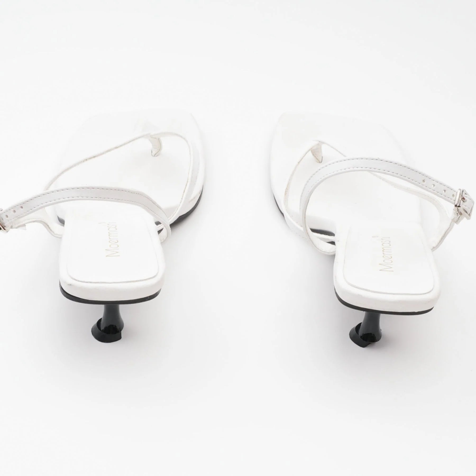 Catriona Catriona thong leather sandals