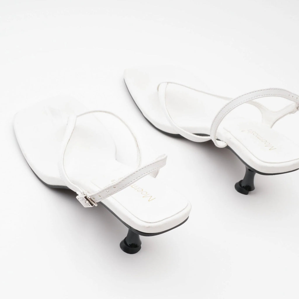 Catriona Catriona thong leather sandals