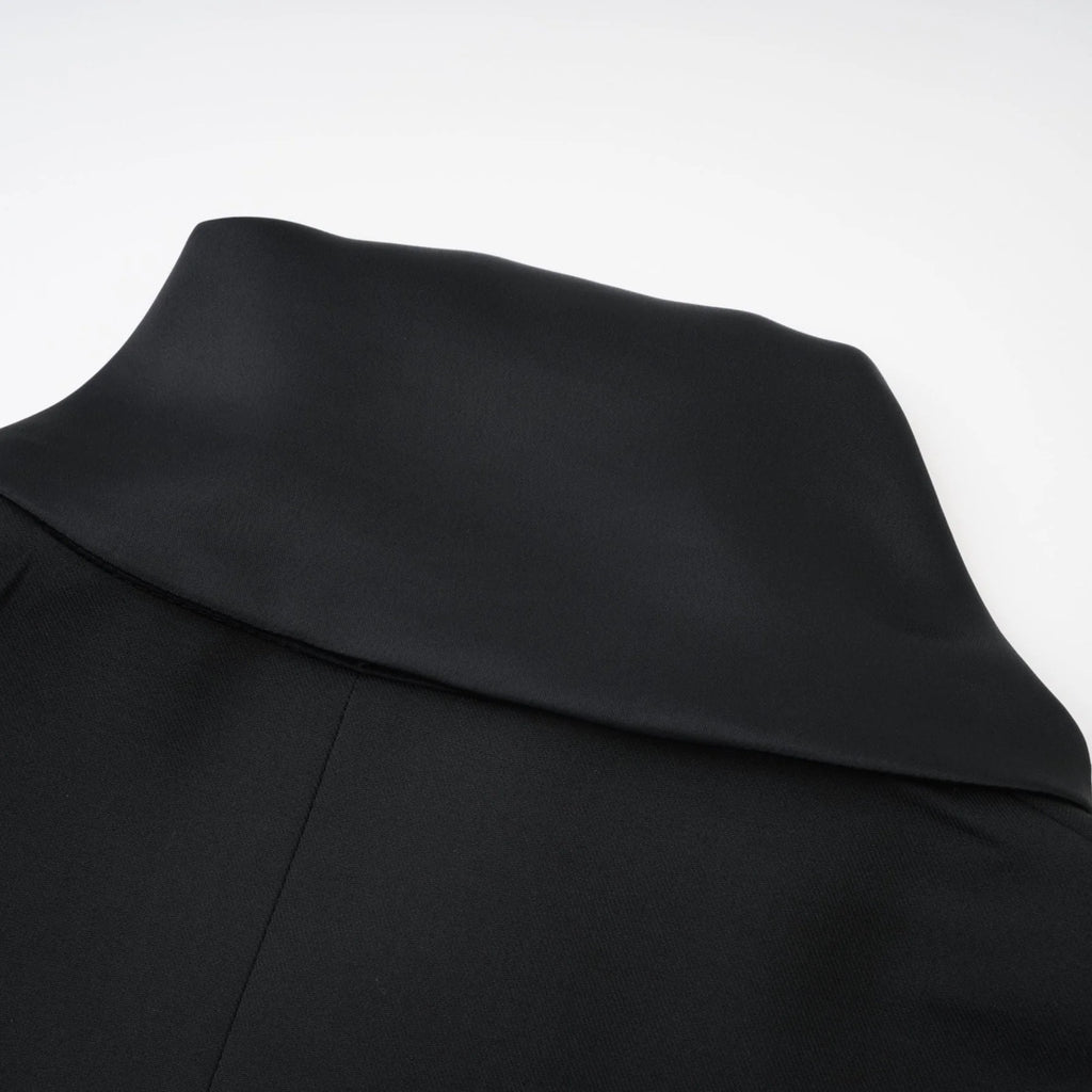 Charlotte Blazer - Wool - Shawl Lapels - Front Button Fastening - Straight Hem