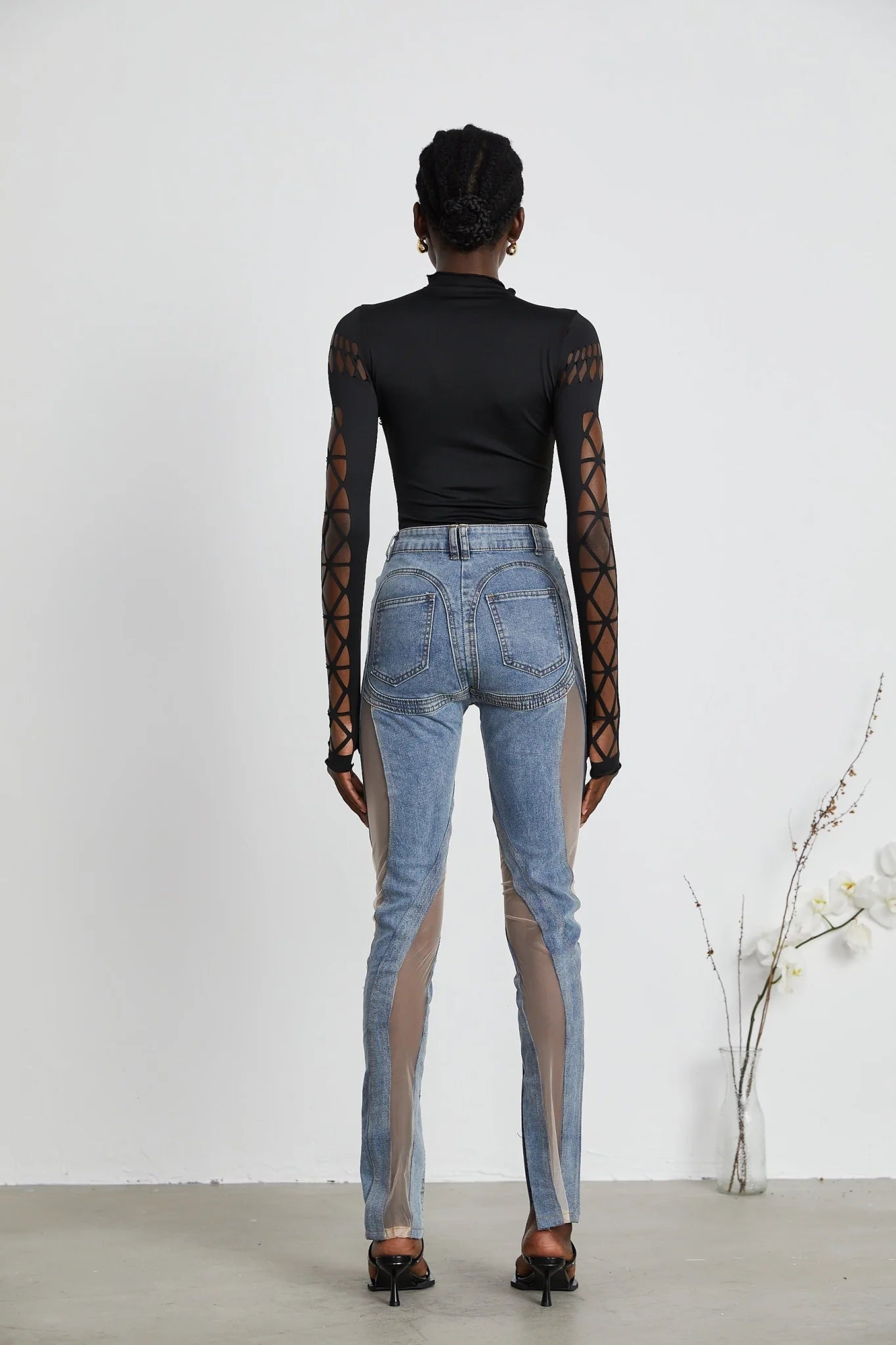 Chiara Bodysuit - Mock Neck - Cut - Out Design - Bodycon Fit - Long Sleeves