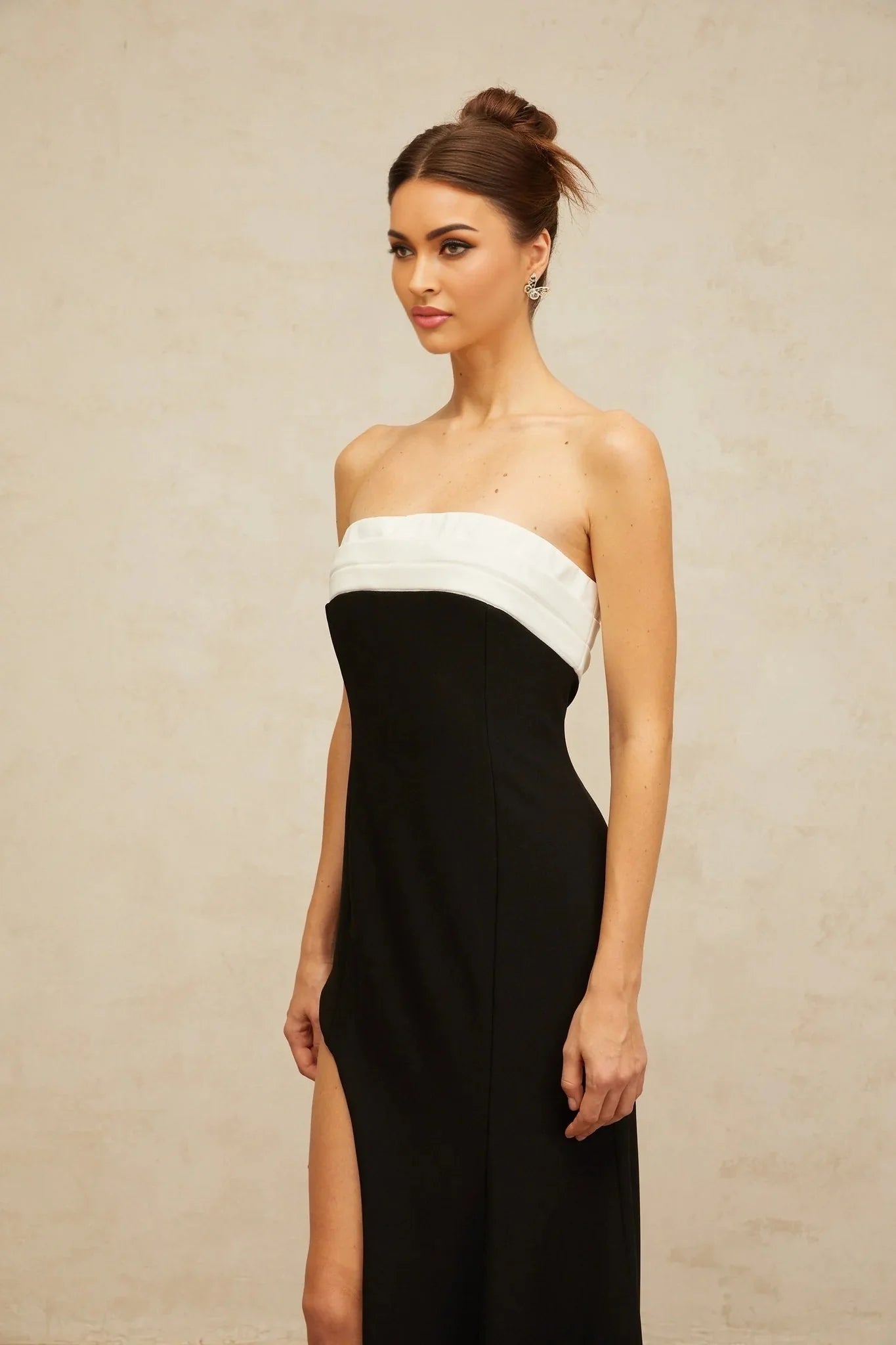 Chiara Maxi Dress Black Color - Block Off - Shoulder Slit Hem Zip Elegant Appeal