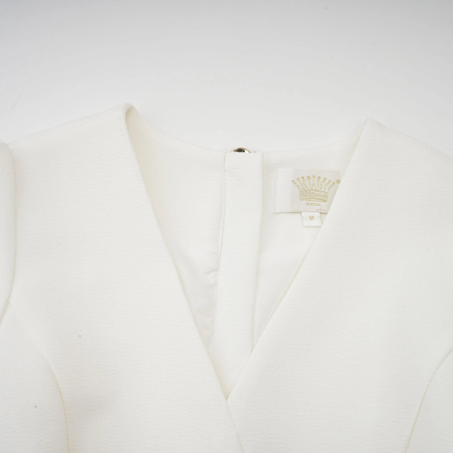 Clementina Blazer - V - Neck - Long Sleeves - Shoulder Pads - Tone Buttons