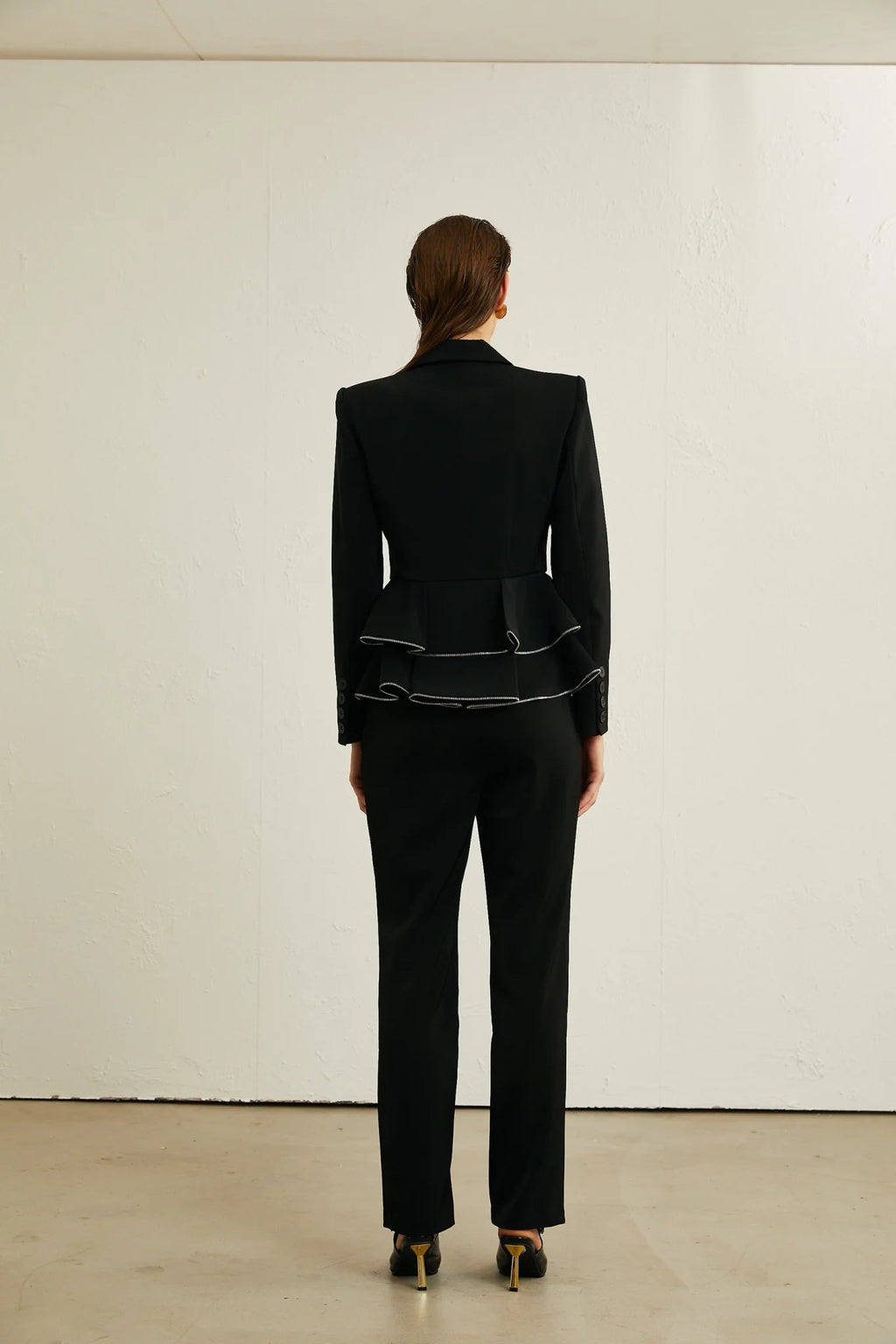 Danielle Jacket & Trousers - V neck - Long sleeves - Buttoned cuffs - High waist
