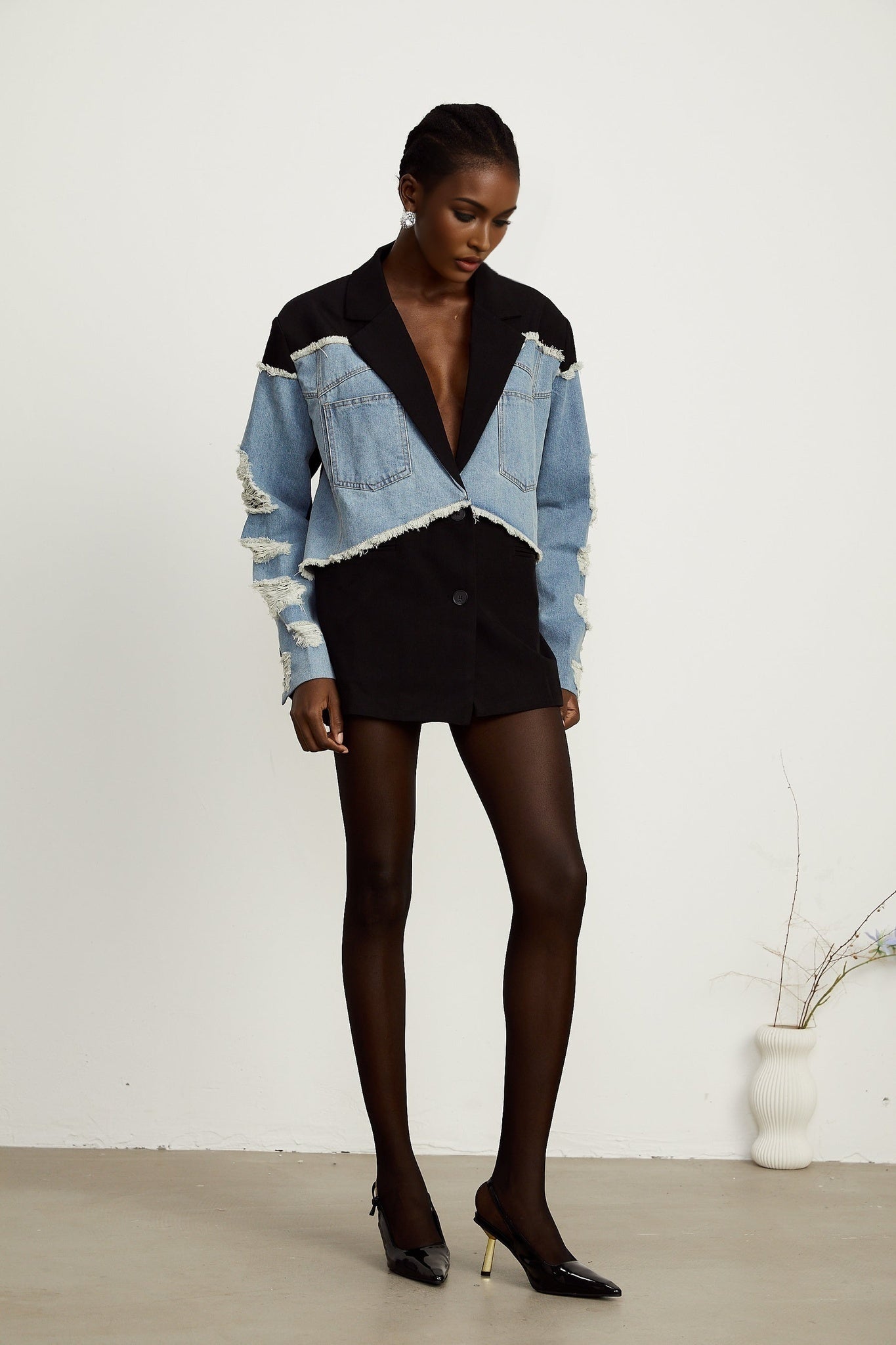 Delizia Denim Blazer - Peak Lapels - Ripped Detailing - Fringed Design - Buttoned Cuffs