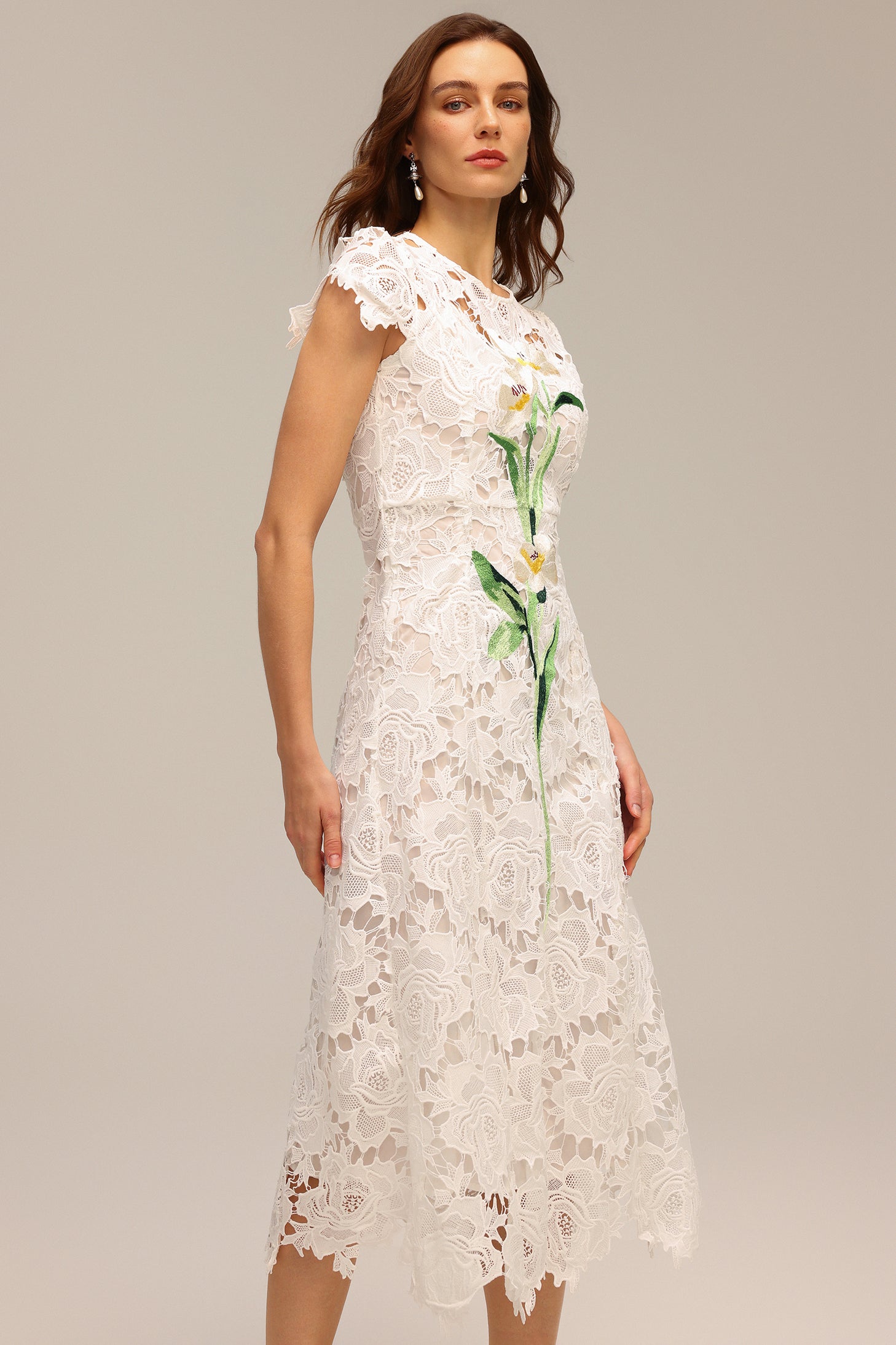 Delizia White Lace Midi Dress with Floral Embroidery and Short Sleeves