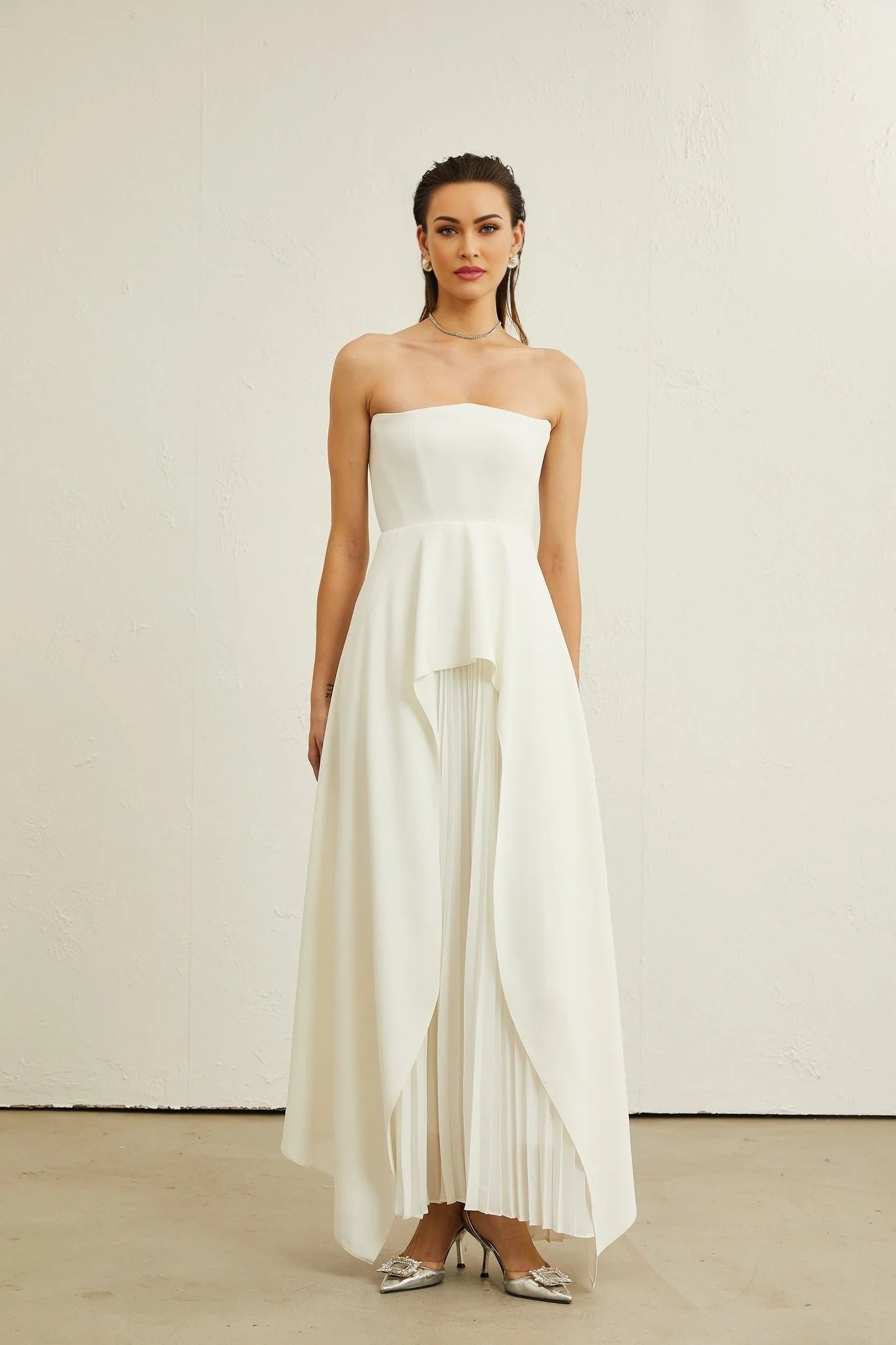 Diletta Maxi Dress - Strapless Sleeveless Design - Off - The - Shoulder Style - Pleated with Ruffled - Cut Trim - Rear Zip Fastening