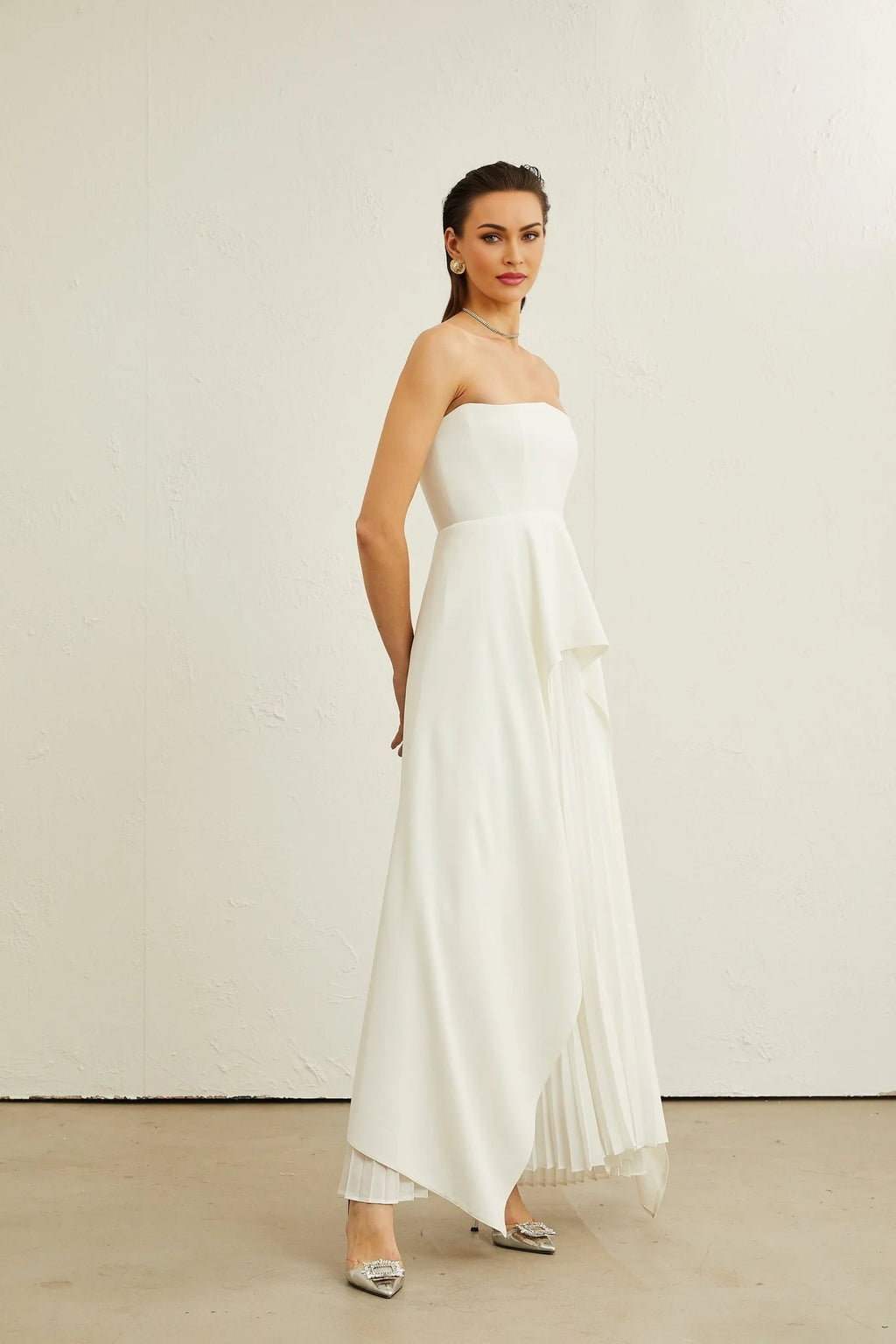 Diletta Maxi Dress - Strapless Sleeveless Design - Off - The - Shoulder Style - Pleated with Ruffled - Cut Trim - Rear Zip Fastening