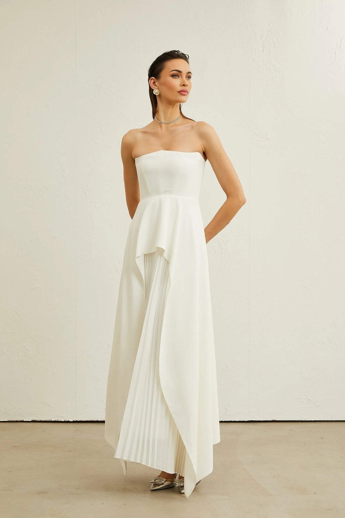 Diletta Maxi Dress - Strapless Sleeveless Design - Off - The - Shoulder Style - Pleated with Ruffled - Cut Trim - Rear Zip Fastening