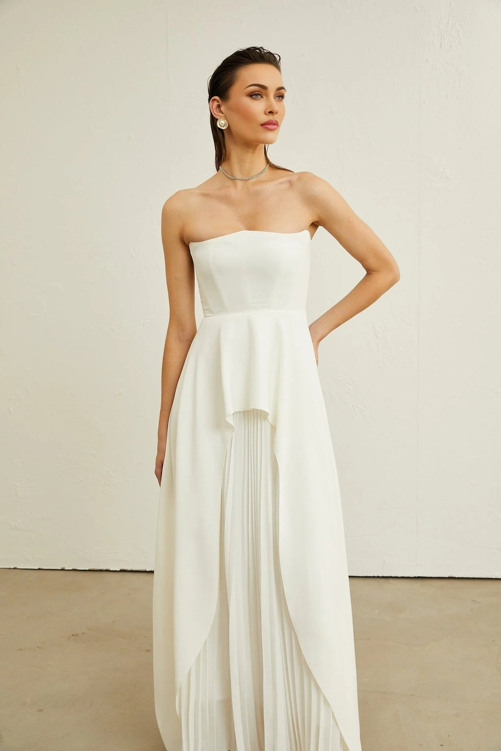 Diletta Maxi Dress - Strapless Sleeveless Design - Off - The - Shoulder Style - Pleated with Ruffled - Cut Trim - Rear Zip Fastening