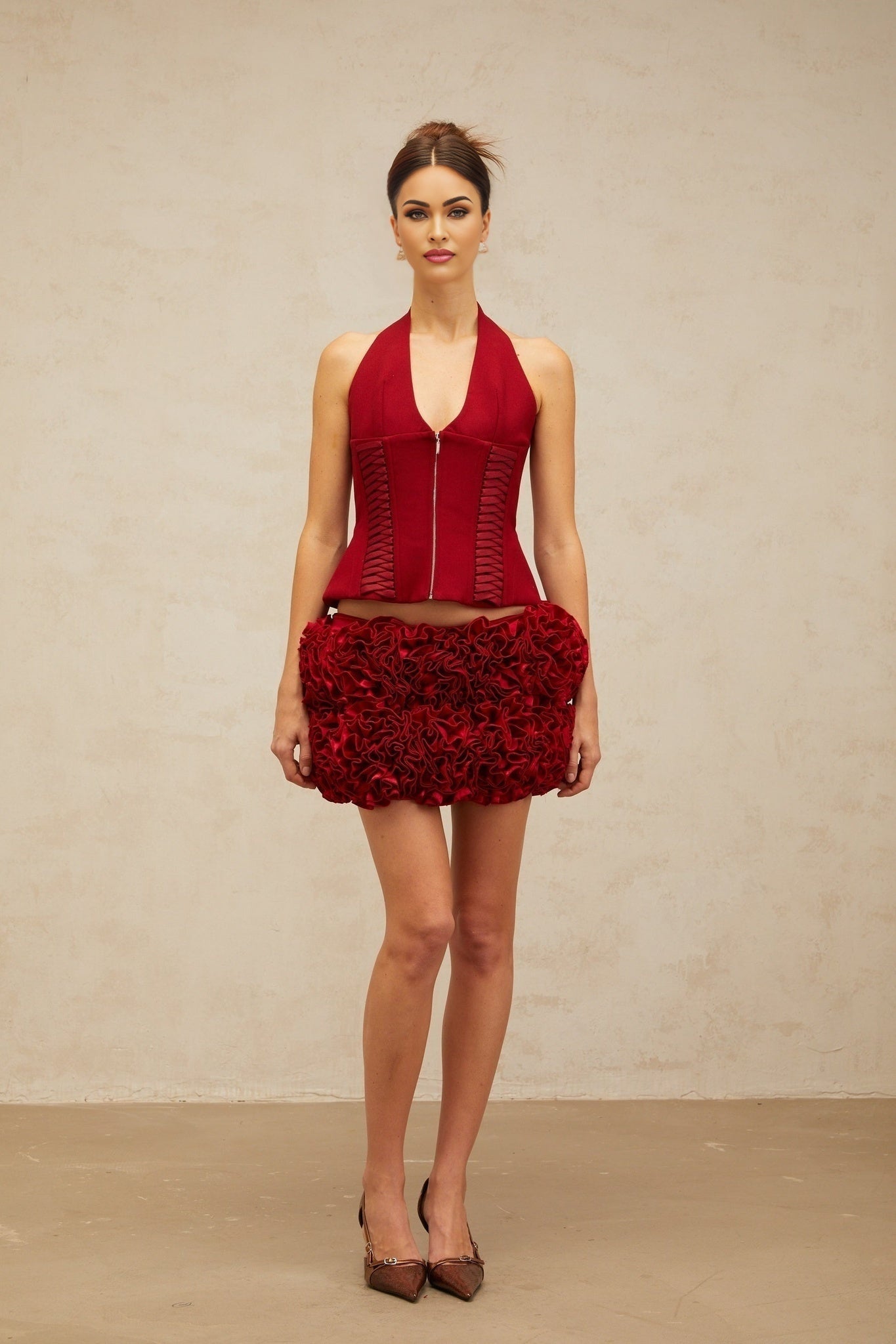 Dorotea Lace - up Top - Halterneck - Sleeveless - Open back - Bodycon design