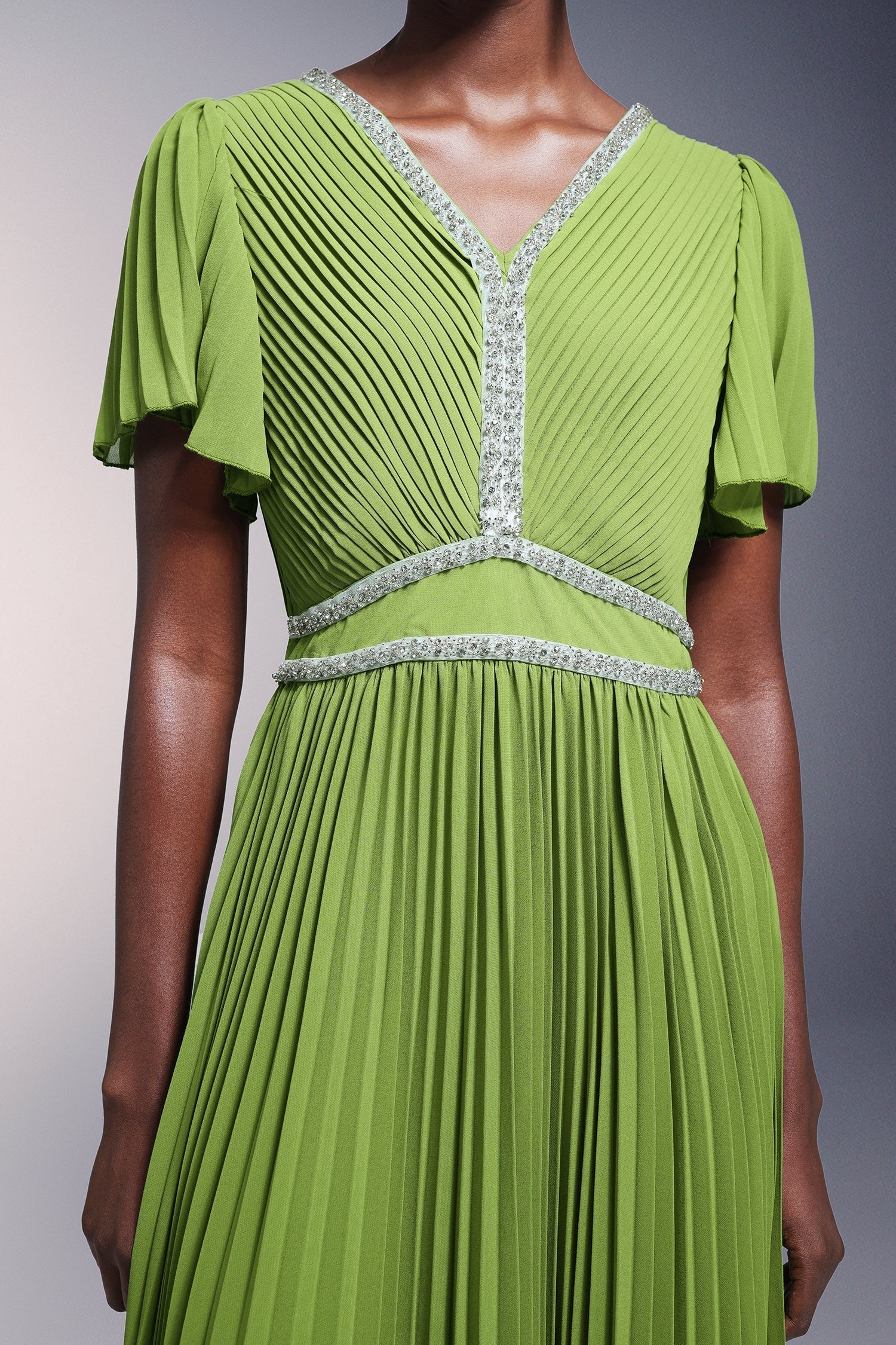 Elisa Green Maxi Dress Pleated V-Neck Short Sleeves Waist Detail Elegant Formal Wear