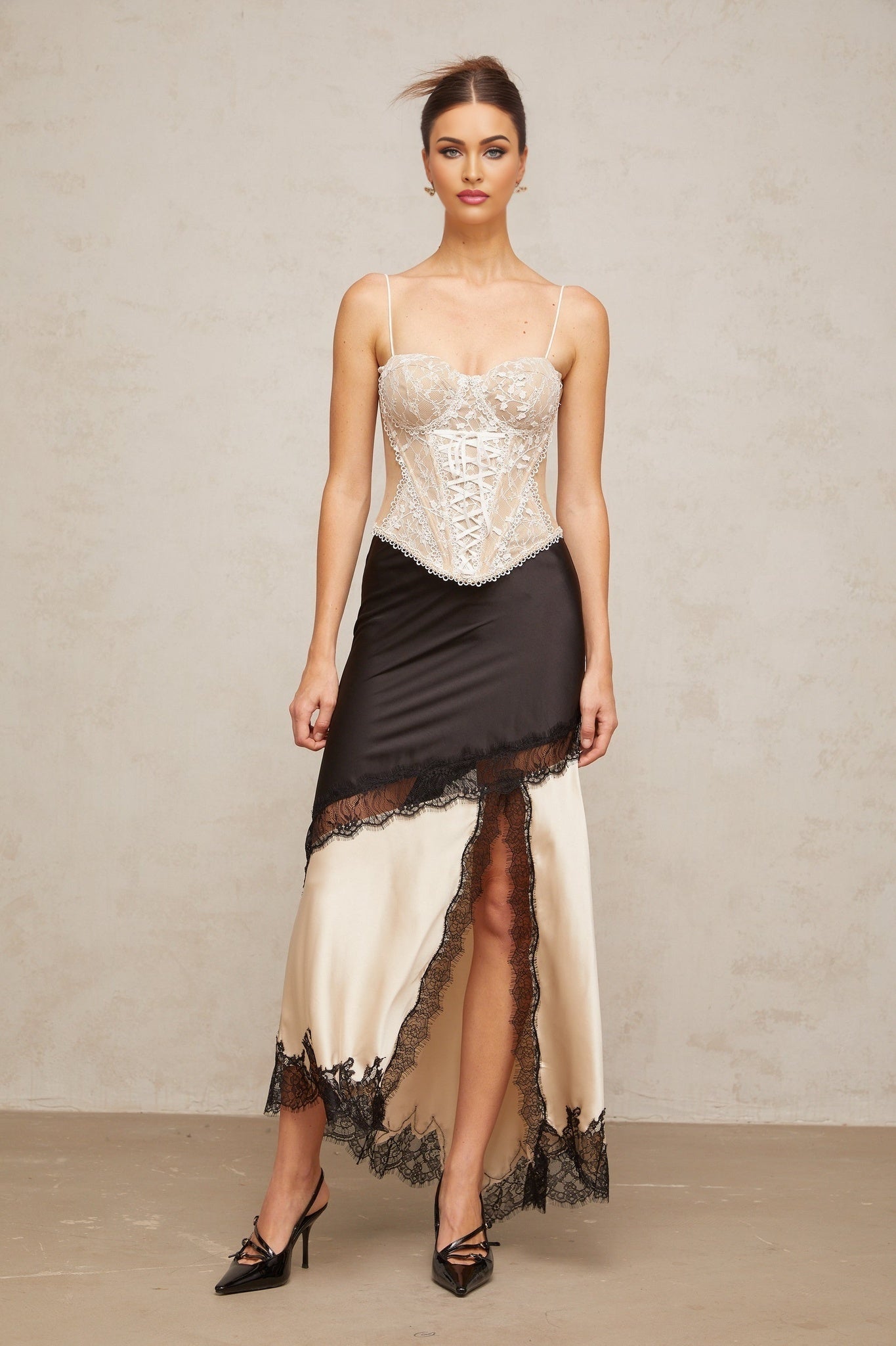Ella Top – Sweetheart Neck – Bustier Style – Floral Lace Panelling