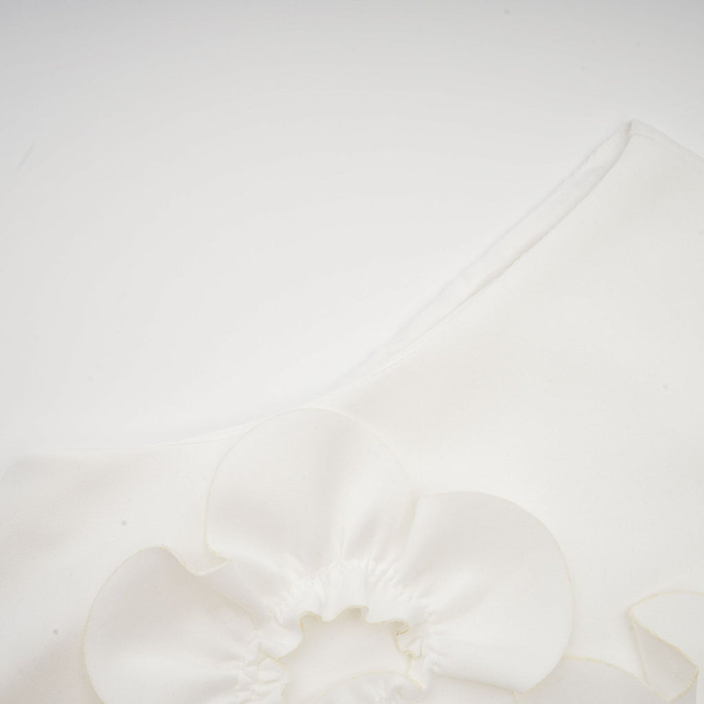 Éloïse Sleeveless Maxi Dress - 3D Floral Appliqué - Elegant A - Line - Side Pockets
