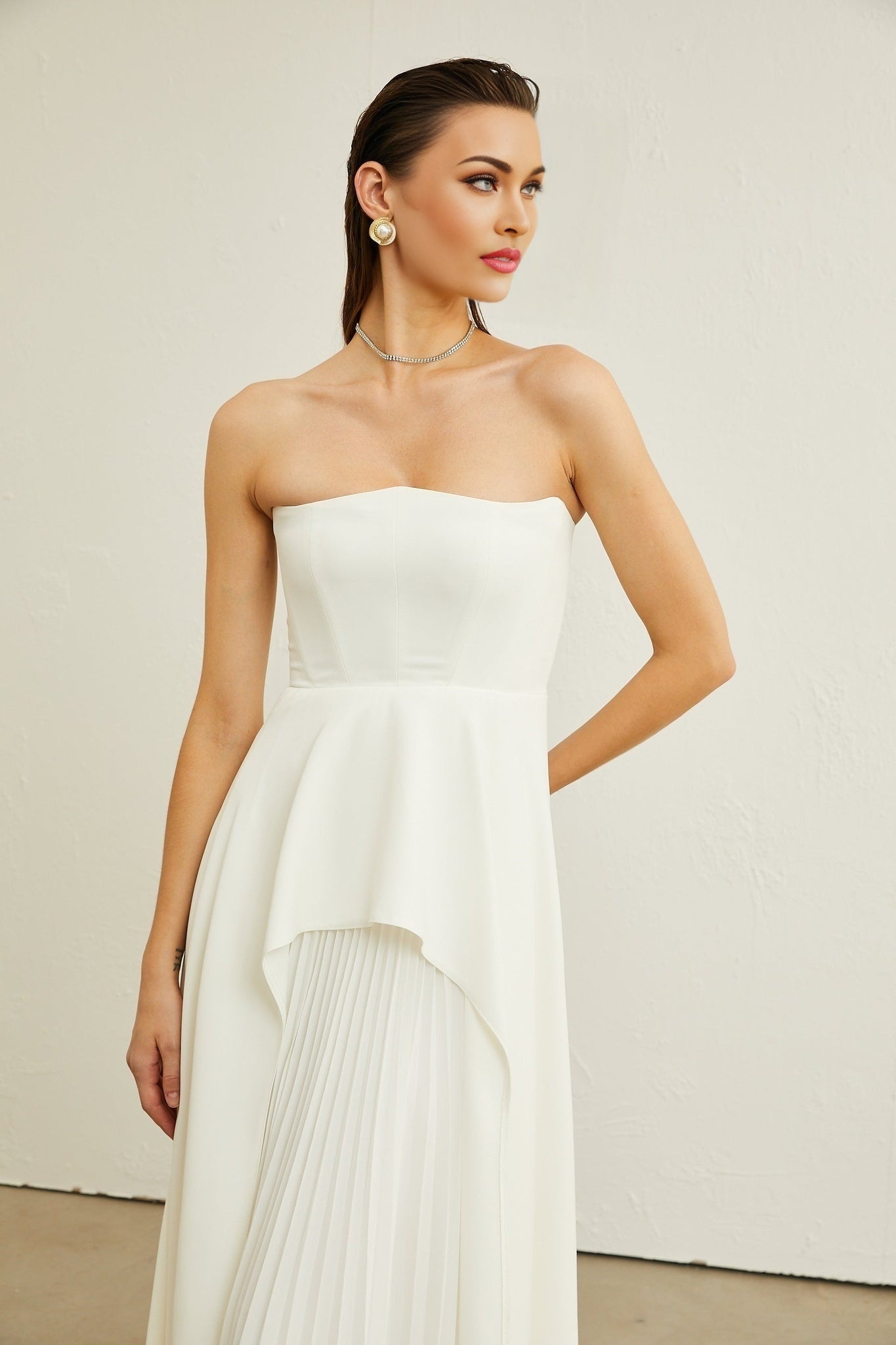 Enrica Maxi Dress - Off - Shoulder Style - Strapless Design - Pleated Feature - Ruffled Trim Detail