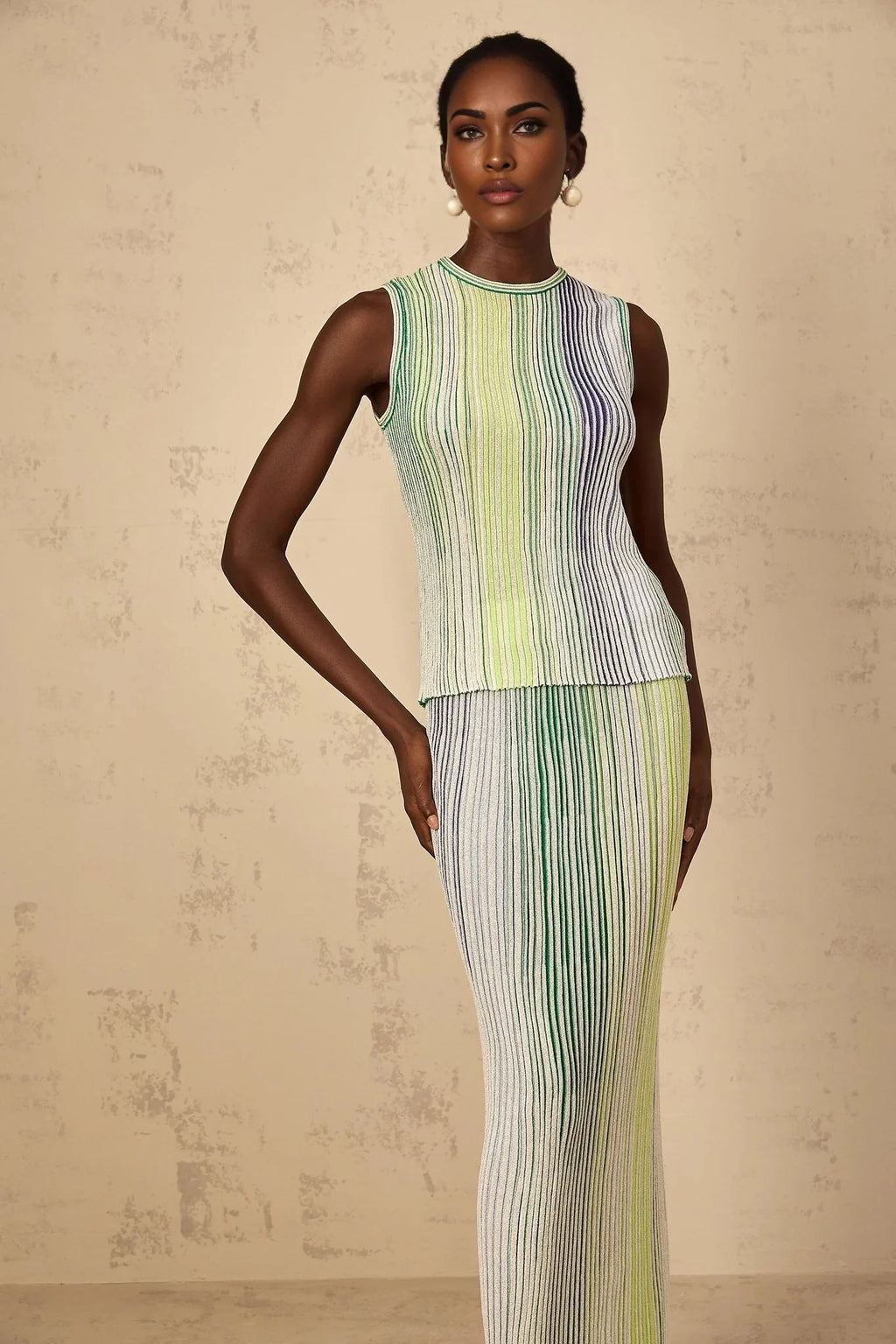 Ester Top & Skirt Set with Contoured Fit and Textured Lines in Green