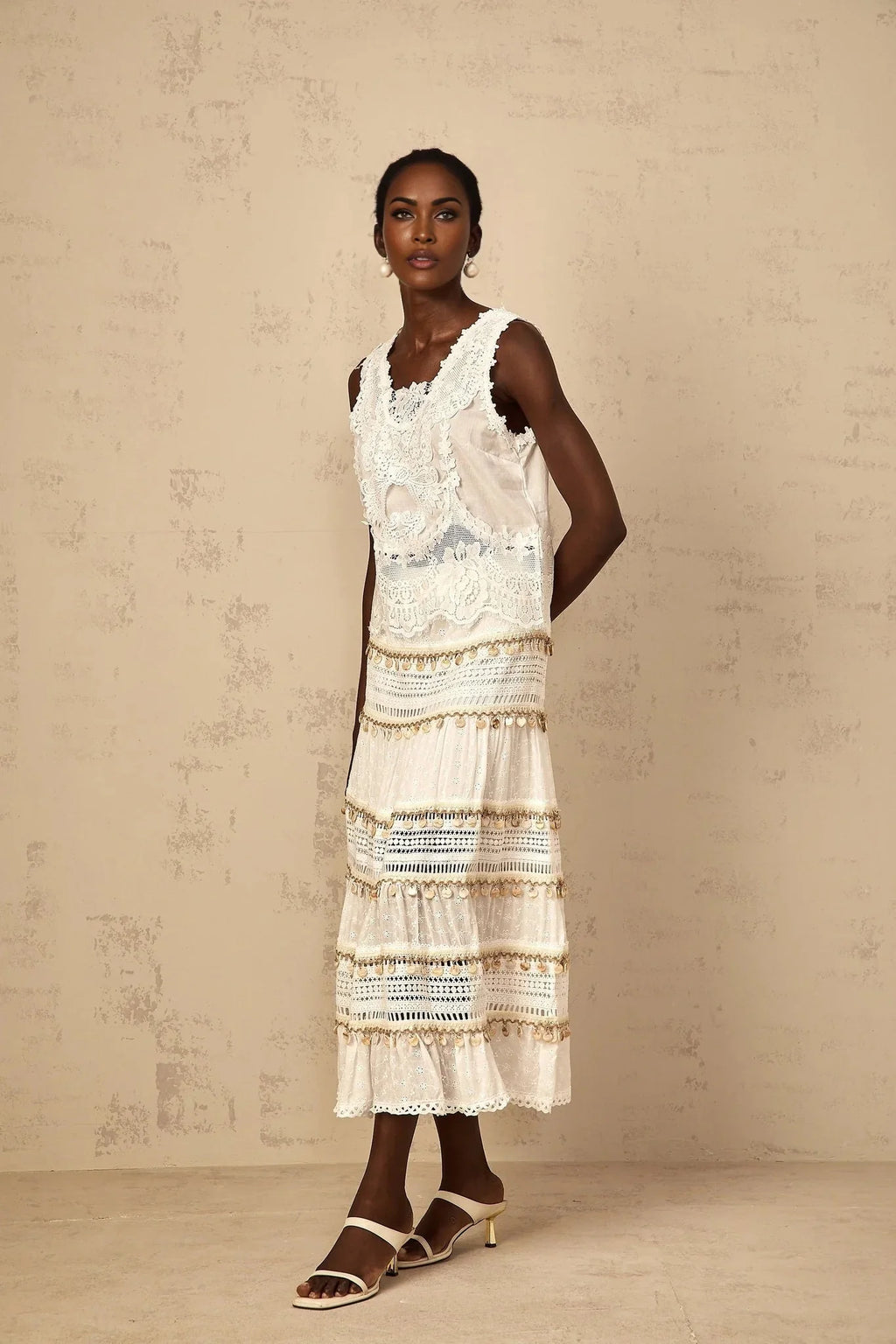 Gemmina Cropped Top White Floral Embroidered Cut - Out
