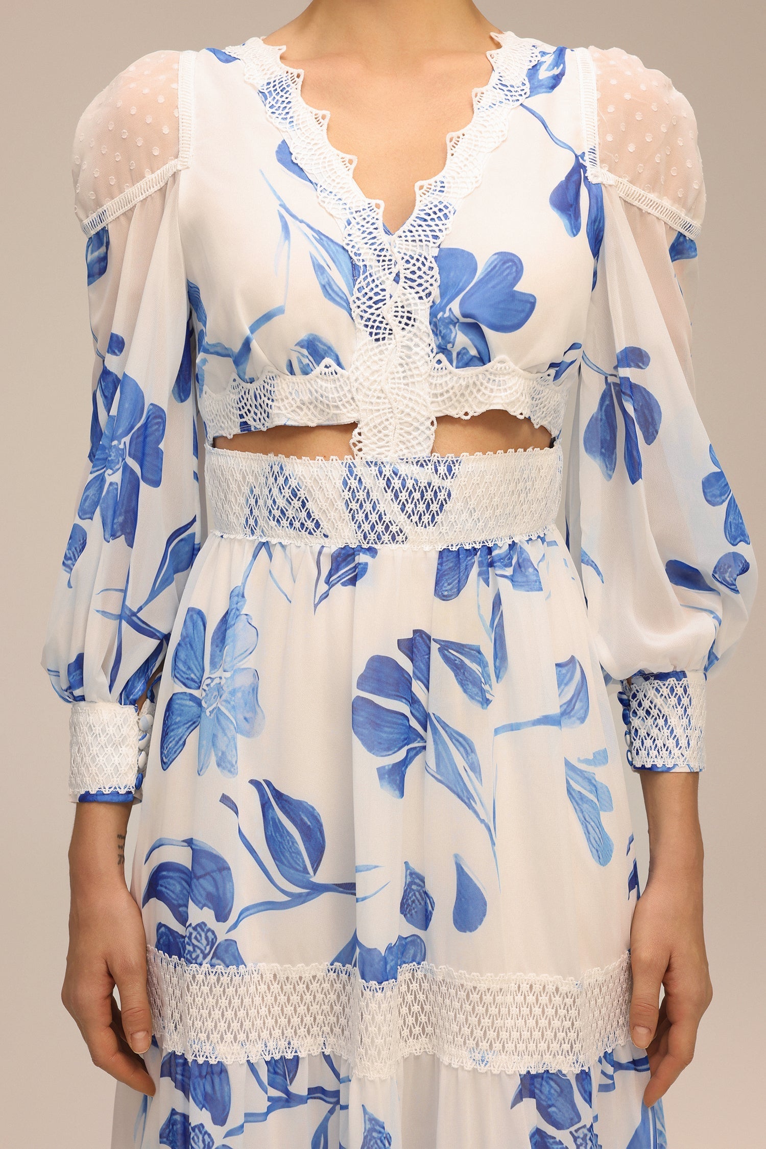 Gemmina White Floral Print Maxi Dress with Cut-Out Waist and Lace Accents
