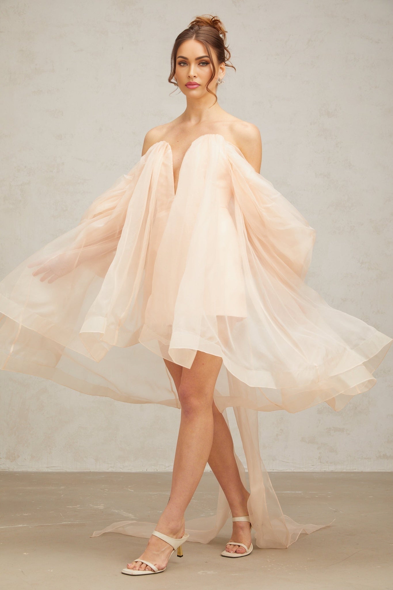 Giana Mini Dress - Strapless Boned Bodice V Neck Ruffled Voluminous Skirt Bow Embellishment
