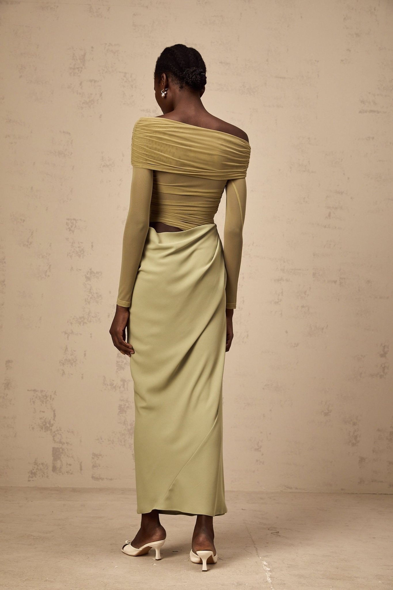 Giovannella Midi Dress - Off the Shoulder Design - Tulle Panelling - Ruched Detailing - Draped Detailing