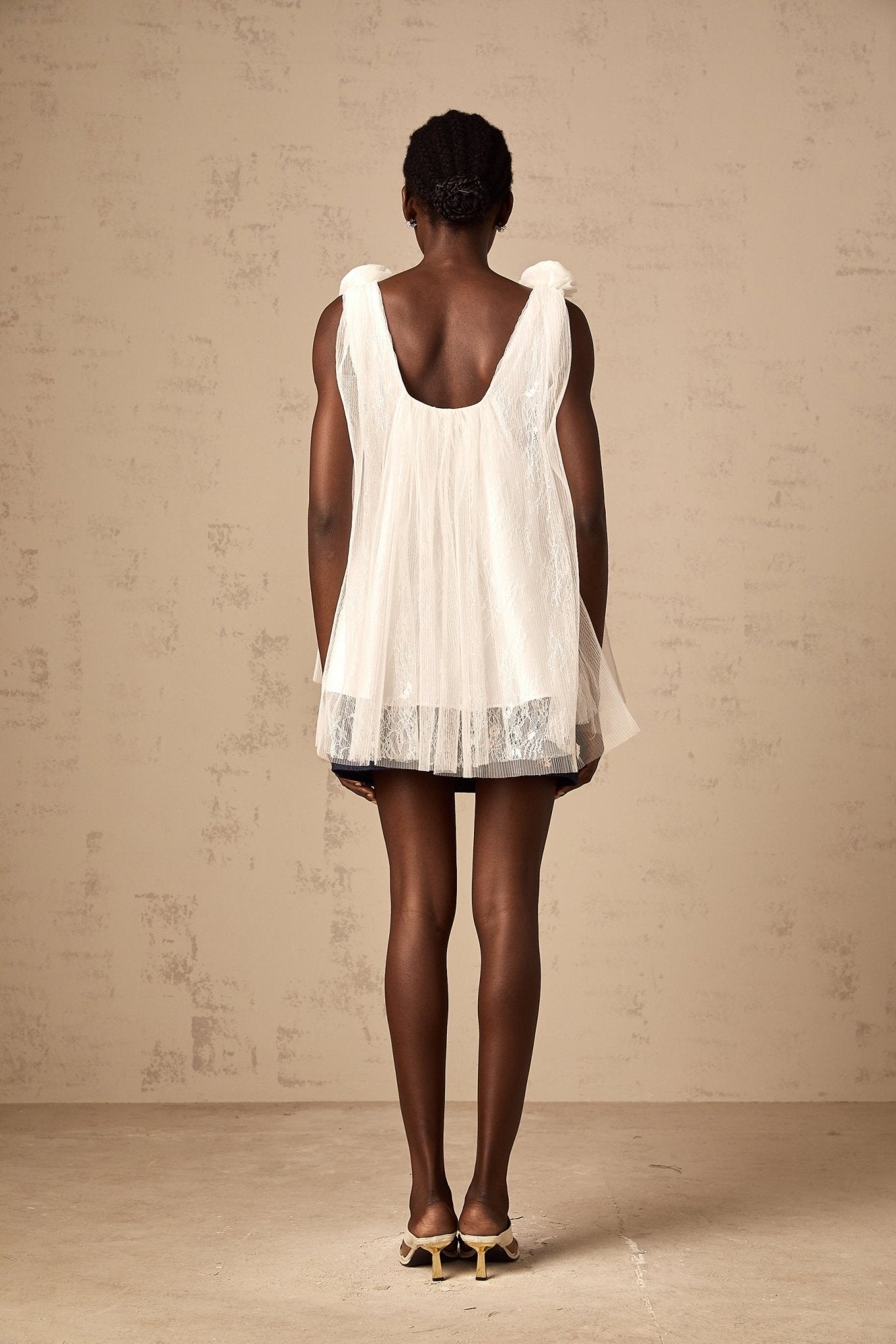 Giulia Top - Mesh Fabric - Flower Appliqué - Sequin Embellishment