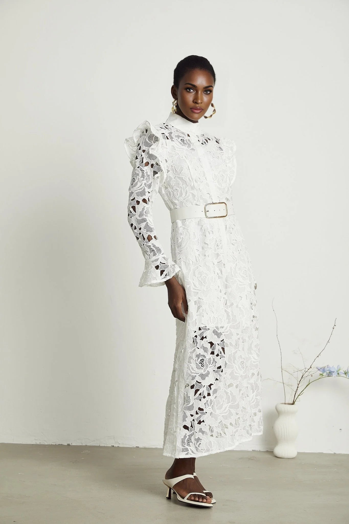 Gloria Floral Midi Dress - Long Sleeves - Chic Cutout Design - Belted Waist - Front Button Fastening