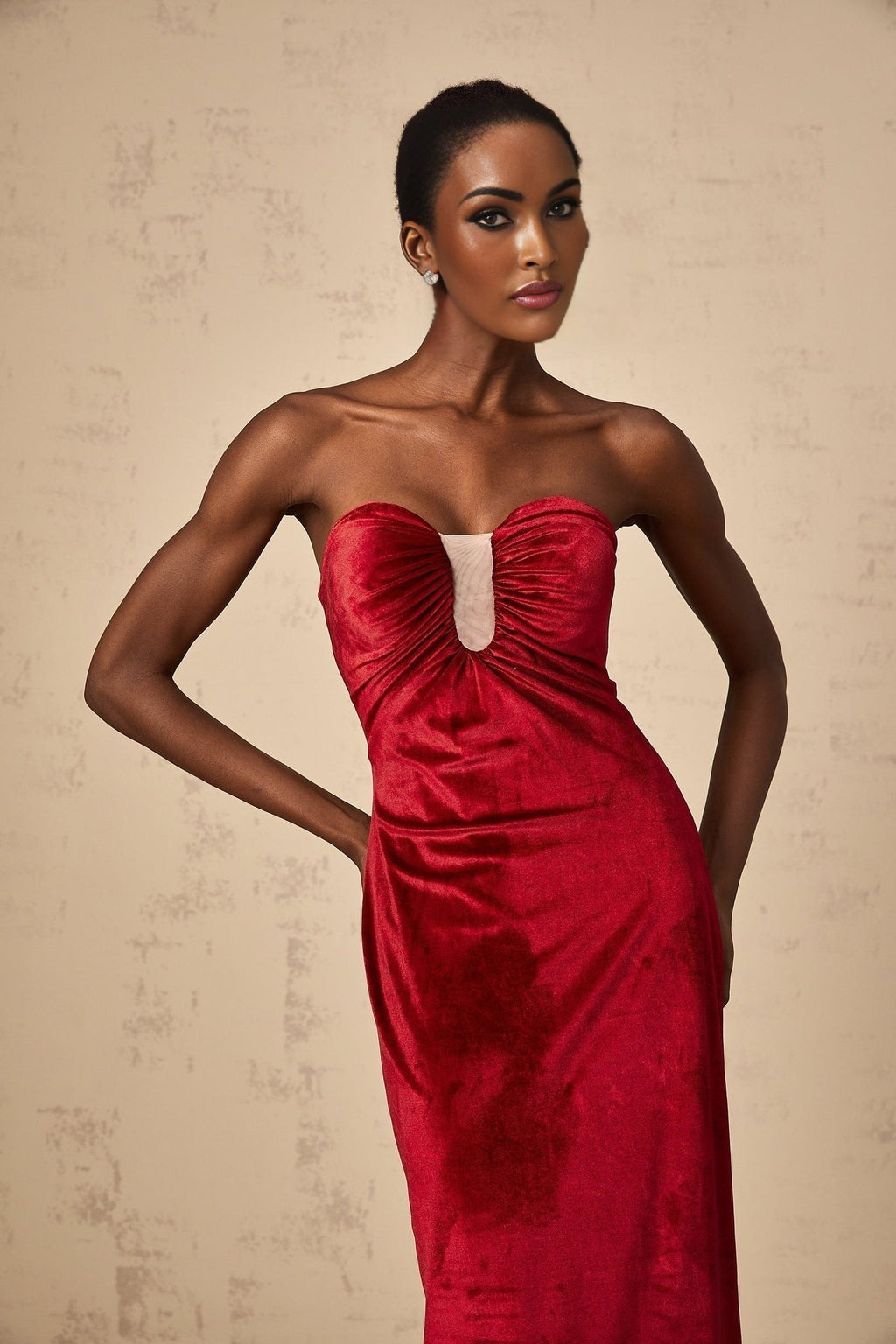 Grazia Midi Dress - Off the Shoulder Style - Sweetheart Neckline - Luxurious Velvet Finish - Rear Slit